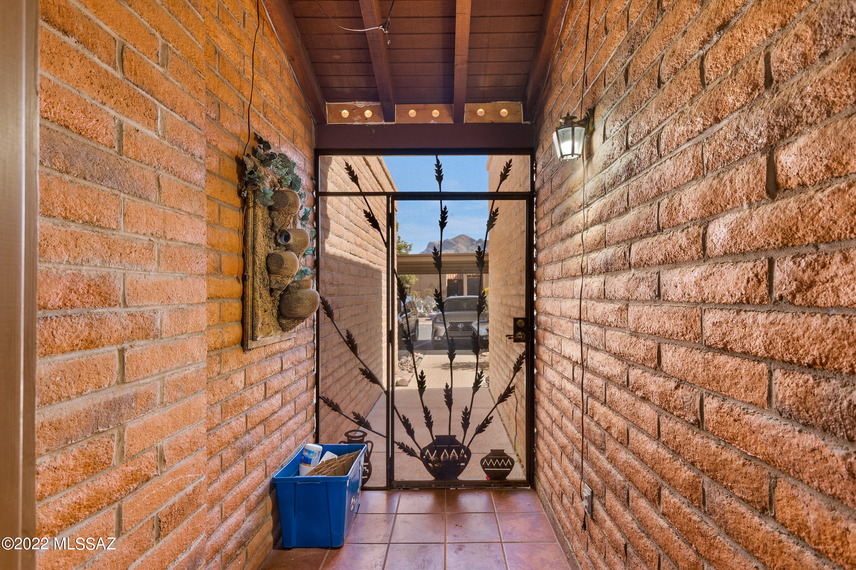 La Cholla Hills(1-313) - Residential