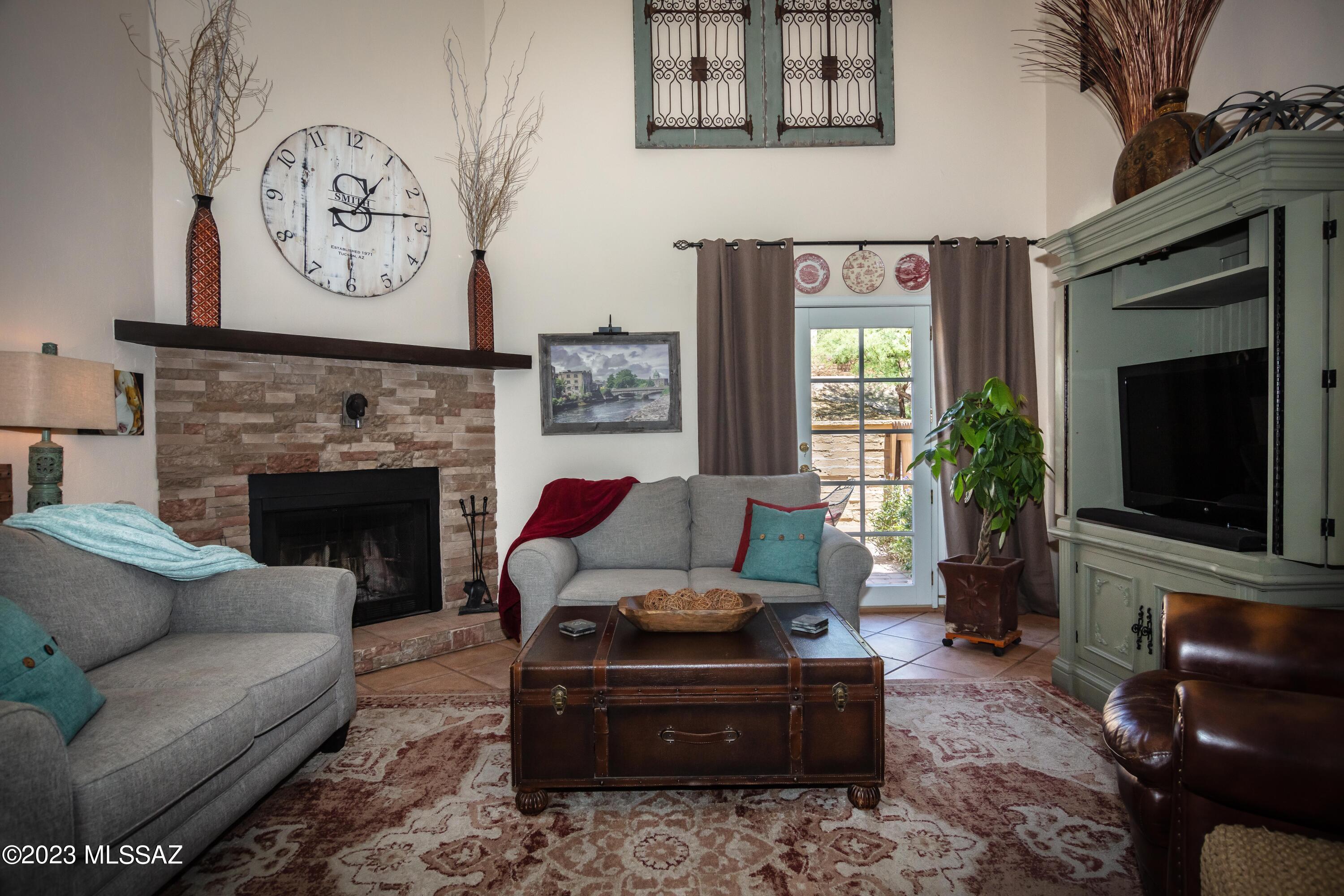 Pantano Townhomes (1-118) - Residential