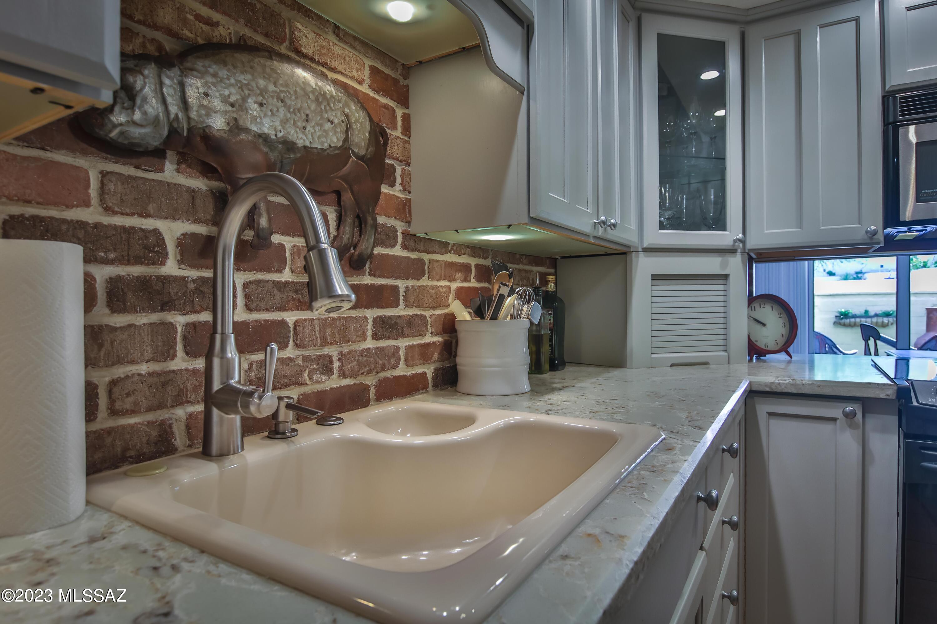 Pantano Townhomes (1-118) - Residential