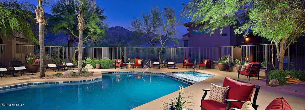 Greens at Ventana Canyon - Residential