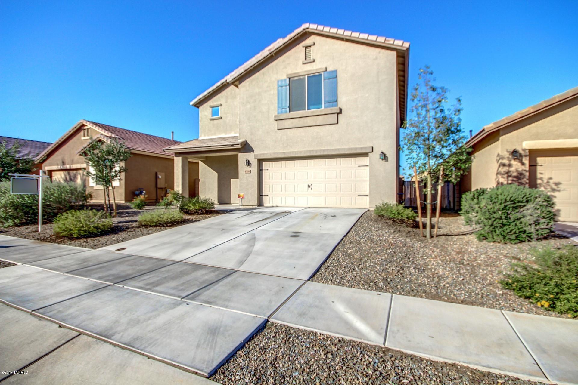 Nestled in the beautiful community of Caddis Haley, This home features 18x18 ceramic tile w/upgraded carpet & 9ft ceilings. Kitchen boasts granite counters, undermount stainless steel sink, nutmeg stained birch cabinets w/crown molding with gas stove & GE appliances. Spacious back yard large enough for a pool. Luxurious master bath feature separate garden tub and shower. Energy efficient w/a 13 seer HVAC unit.Community amenities include parks, playgrounds, ramadas, BBQs, basketball court & beautiful mountain views.