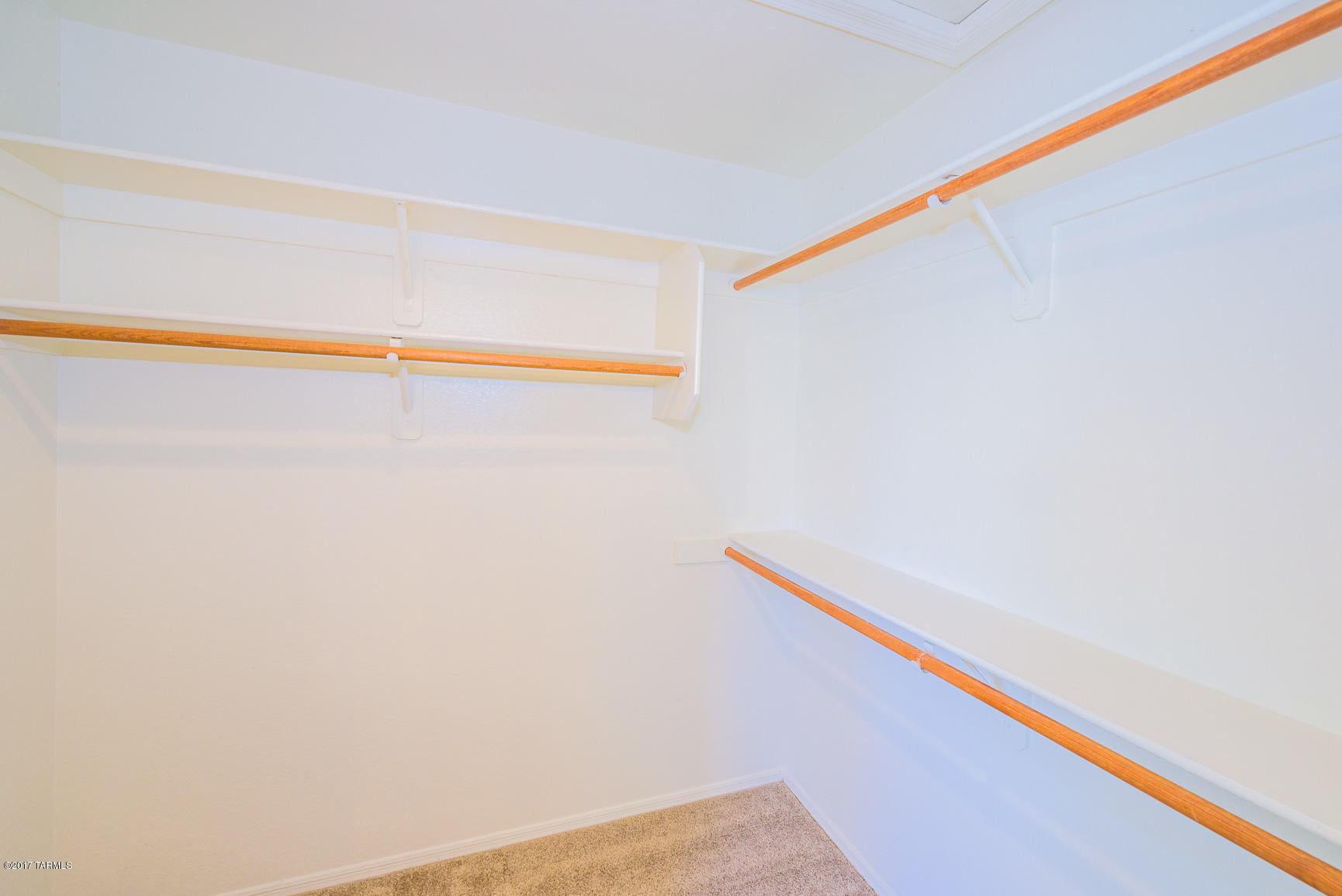 Country Club(1-221) - Residential