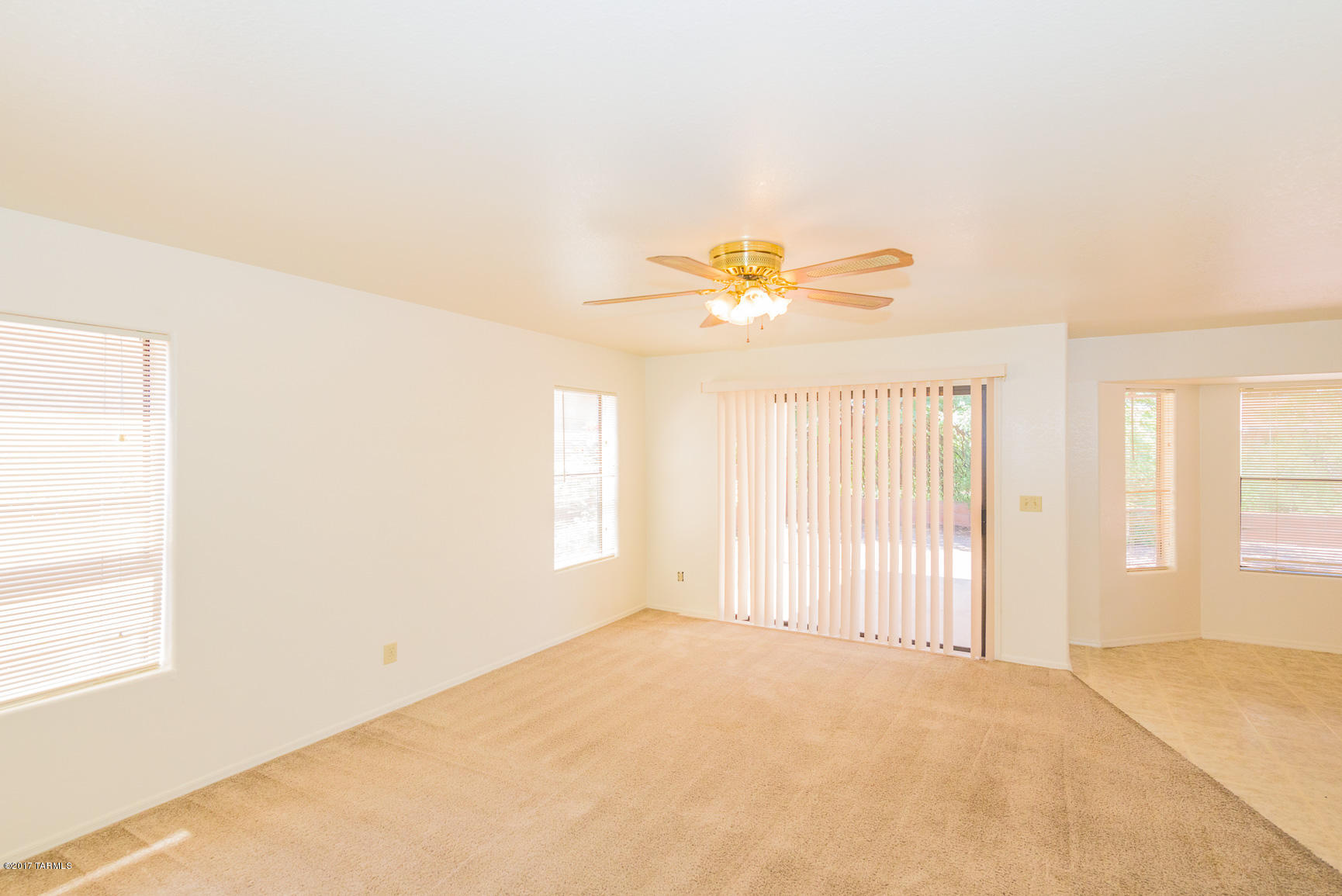Country Club(1-221) - Residential