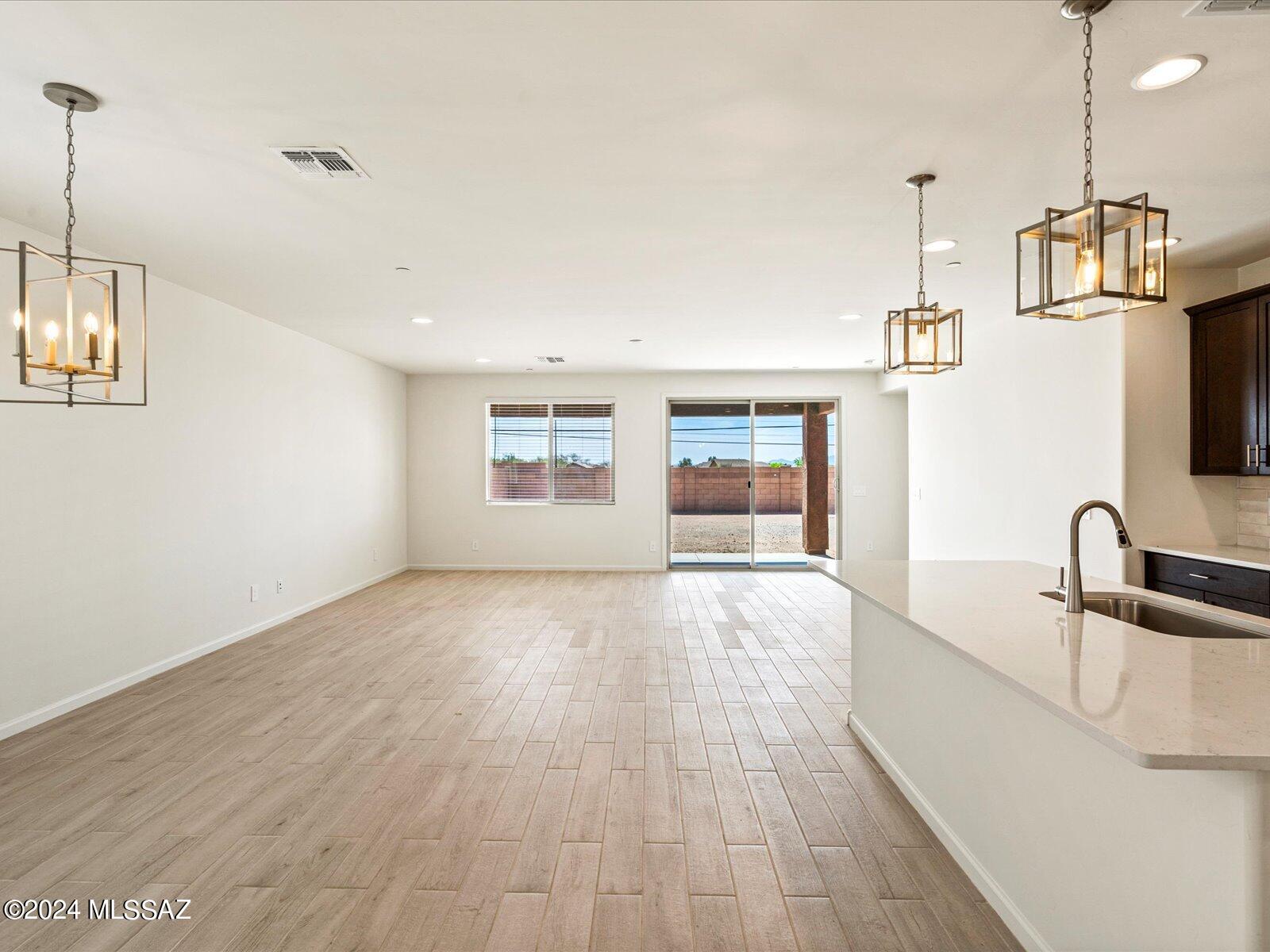 La Estancia De Tucson (1-330) - Residential