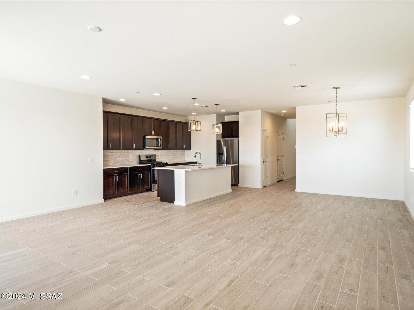 La Estancia De Tucson (1-330) - Residential
