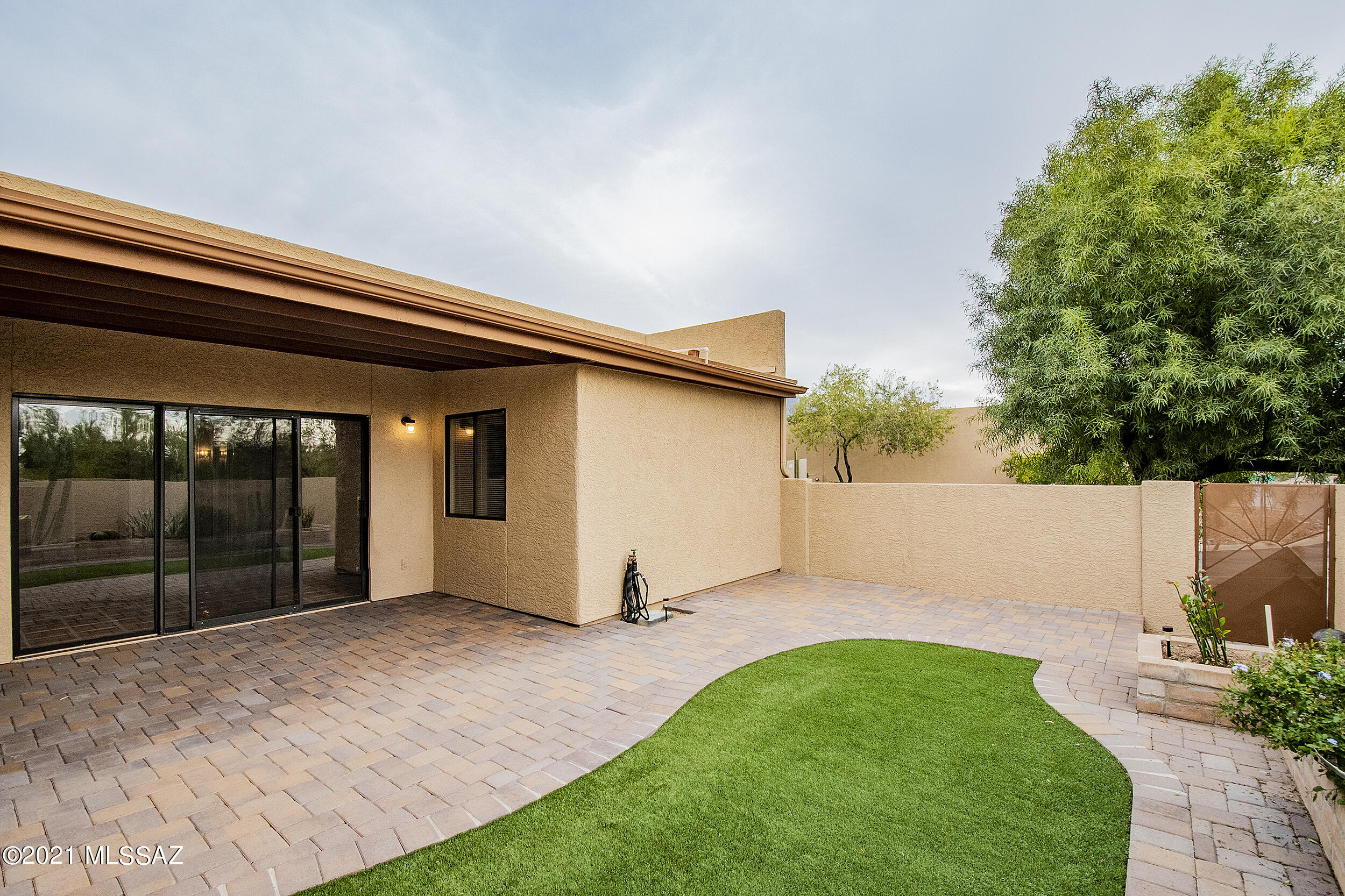 Sunset Ridge Townhomes (1-73) - Residential