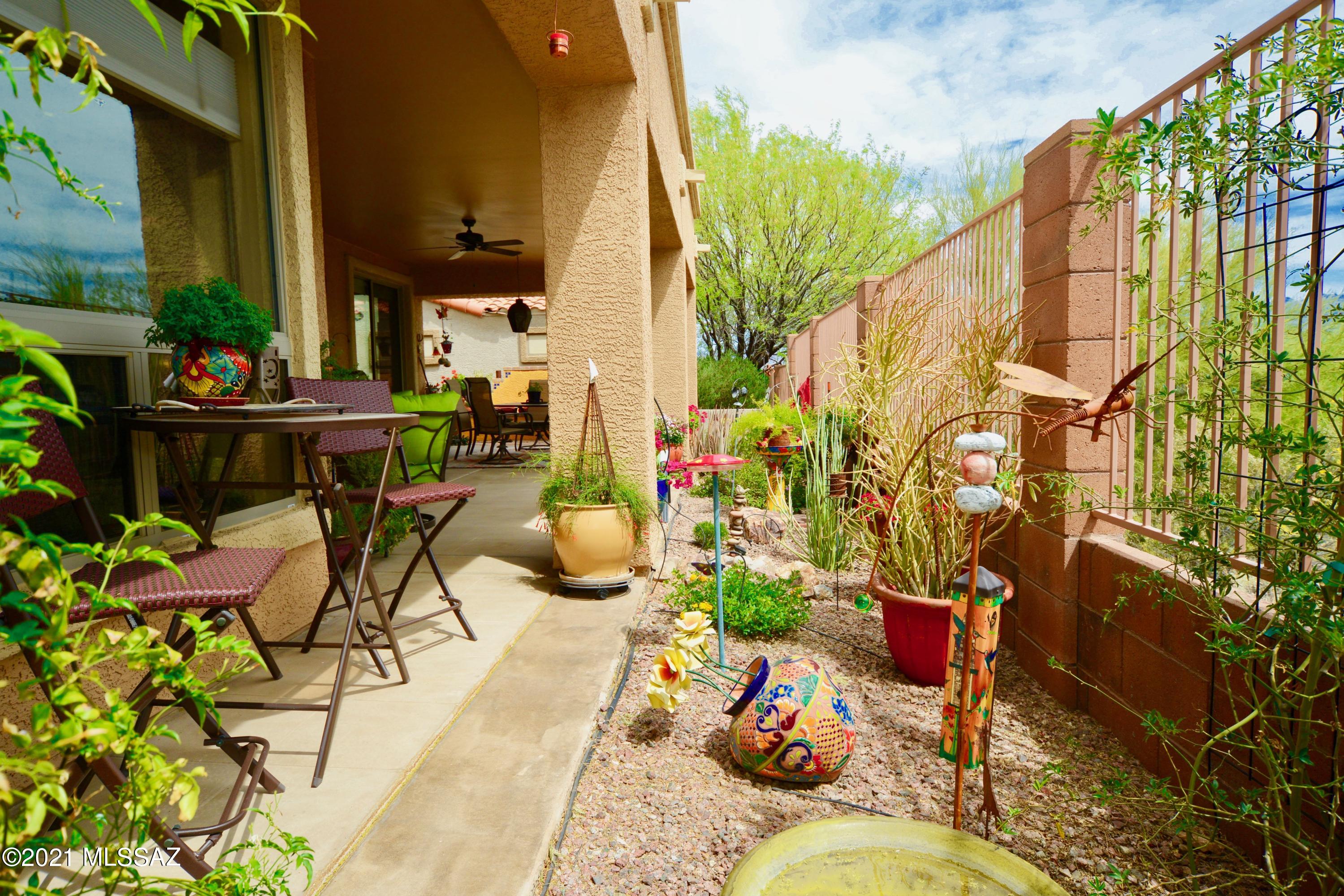 Las Campanas Villiage Phase II (112-219) - Residential
