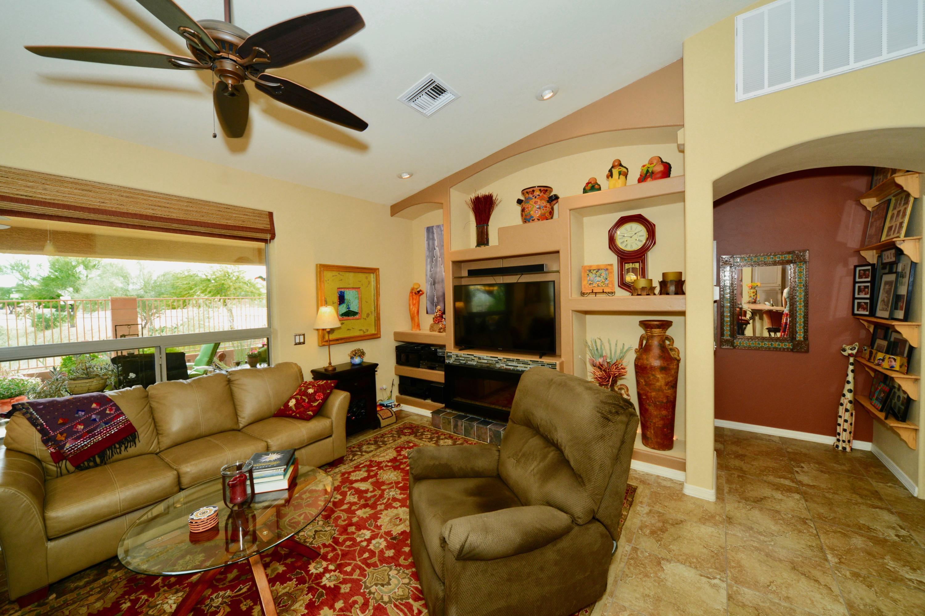 Las Campanas Villiage Phase II (112-219) - Residential