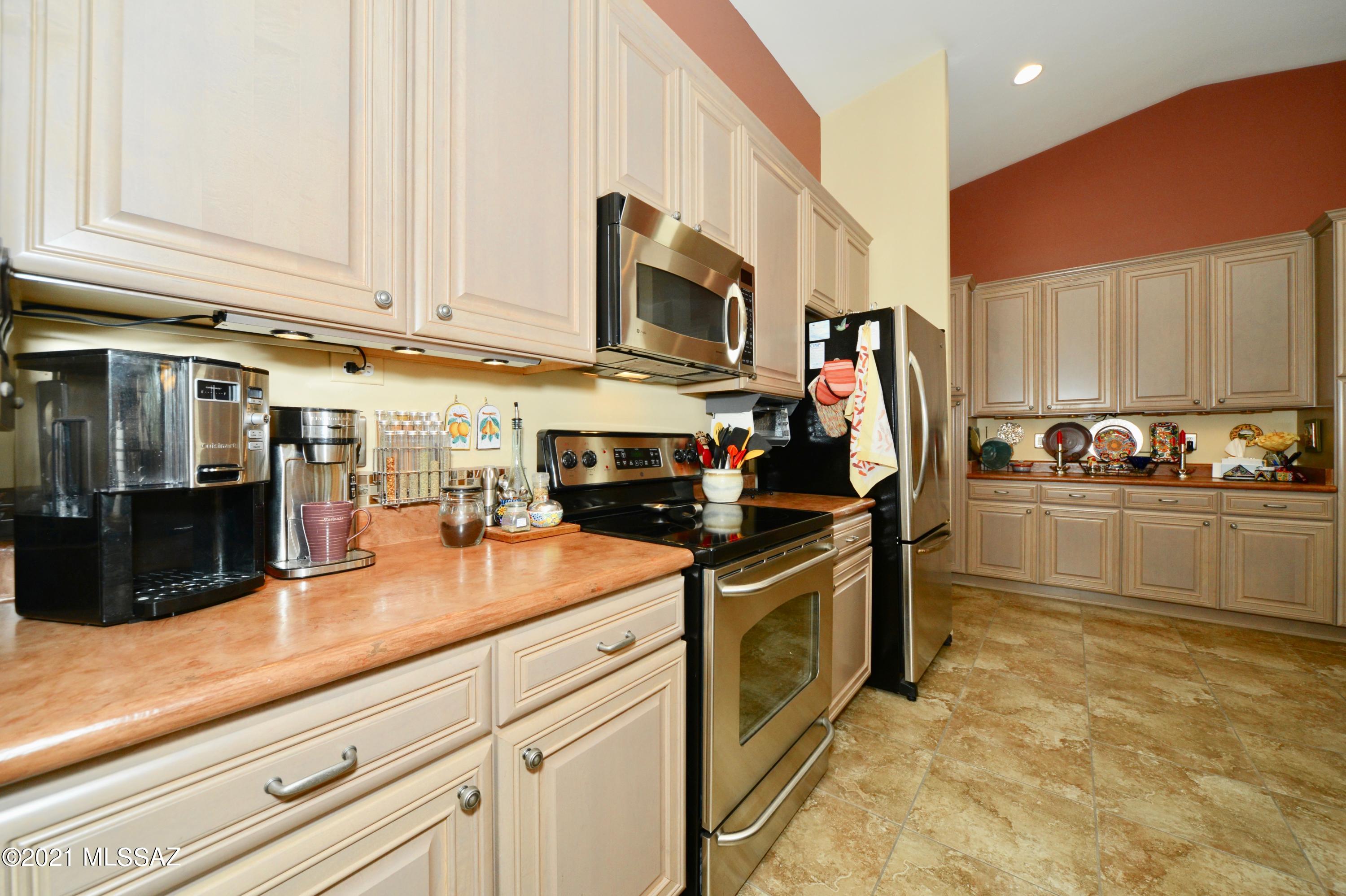 Las Campanas Villiage Phase II (112-219) - Residential