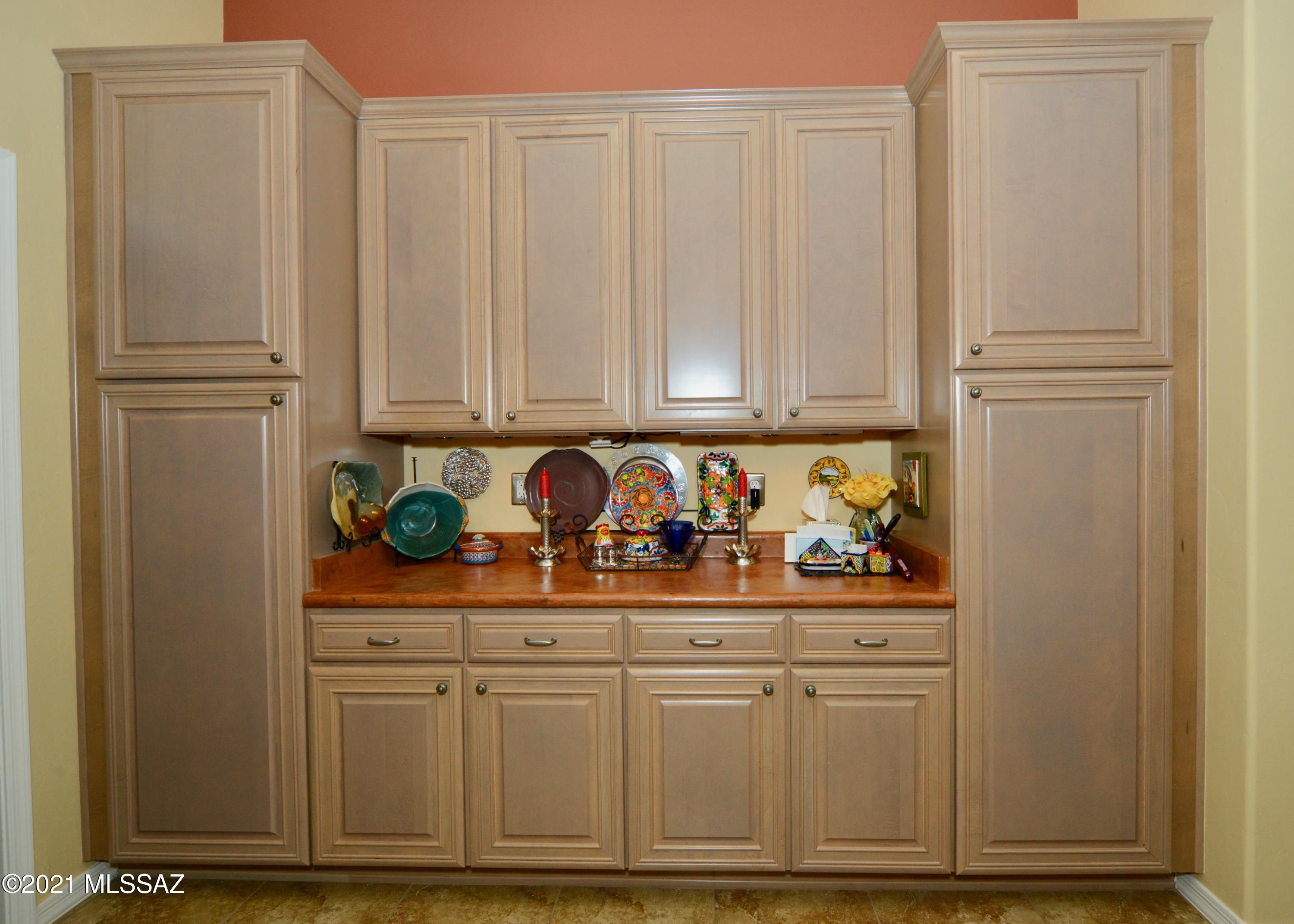 Las Campanas Villiage Phase II (112-219) - Residential