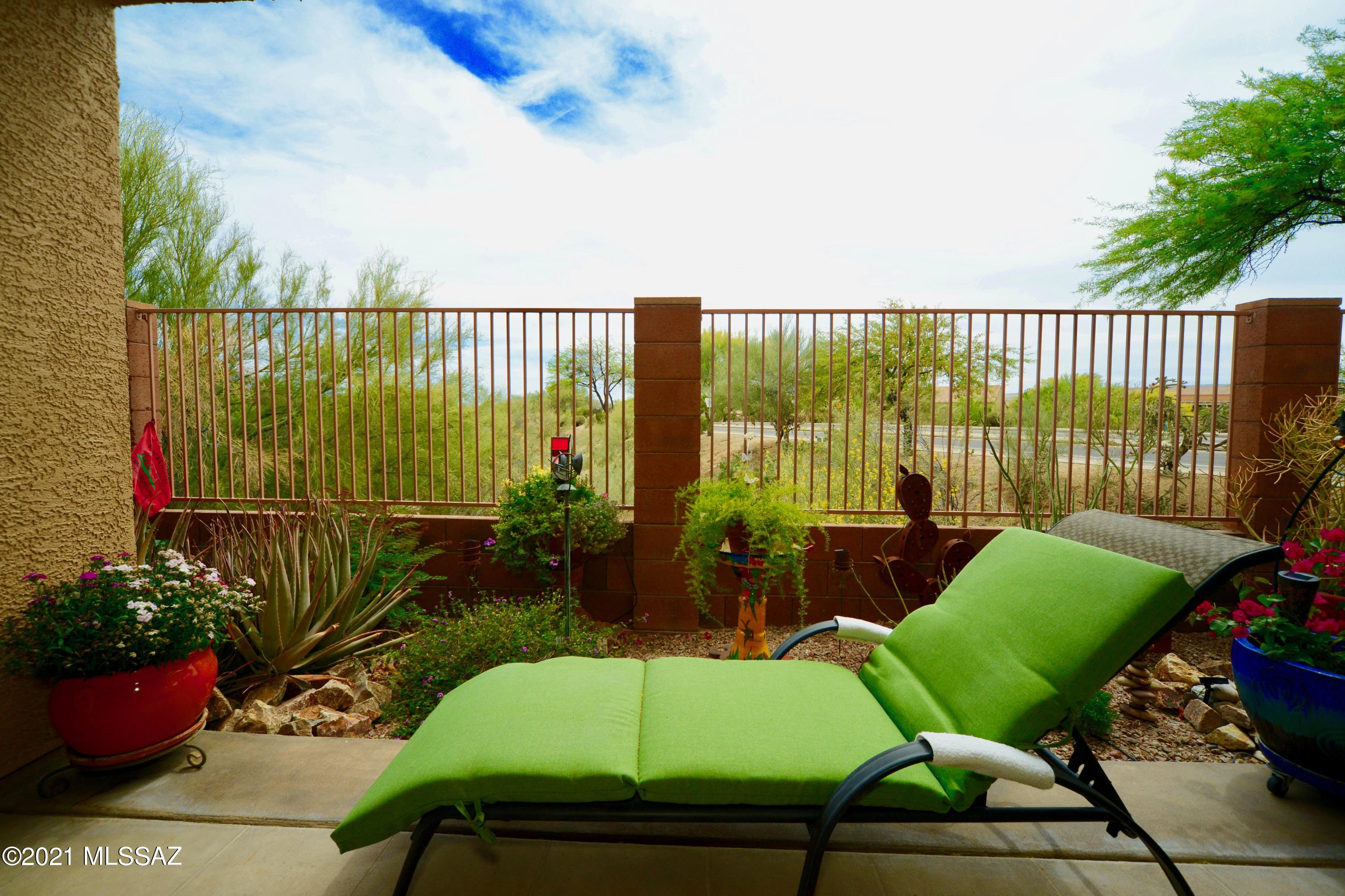 Las Campanas Villiage Phase II (112-219) - Residential