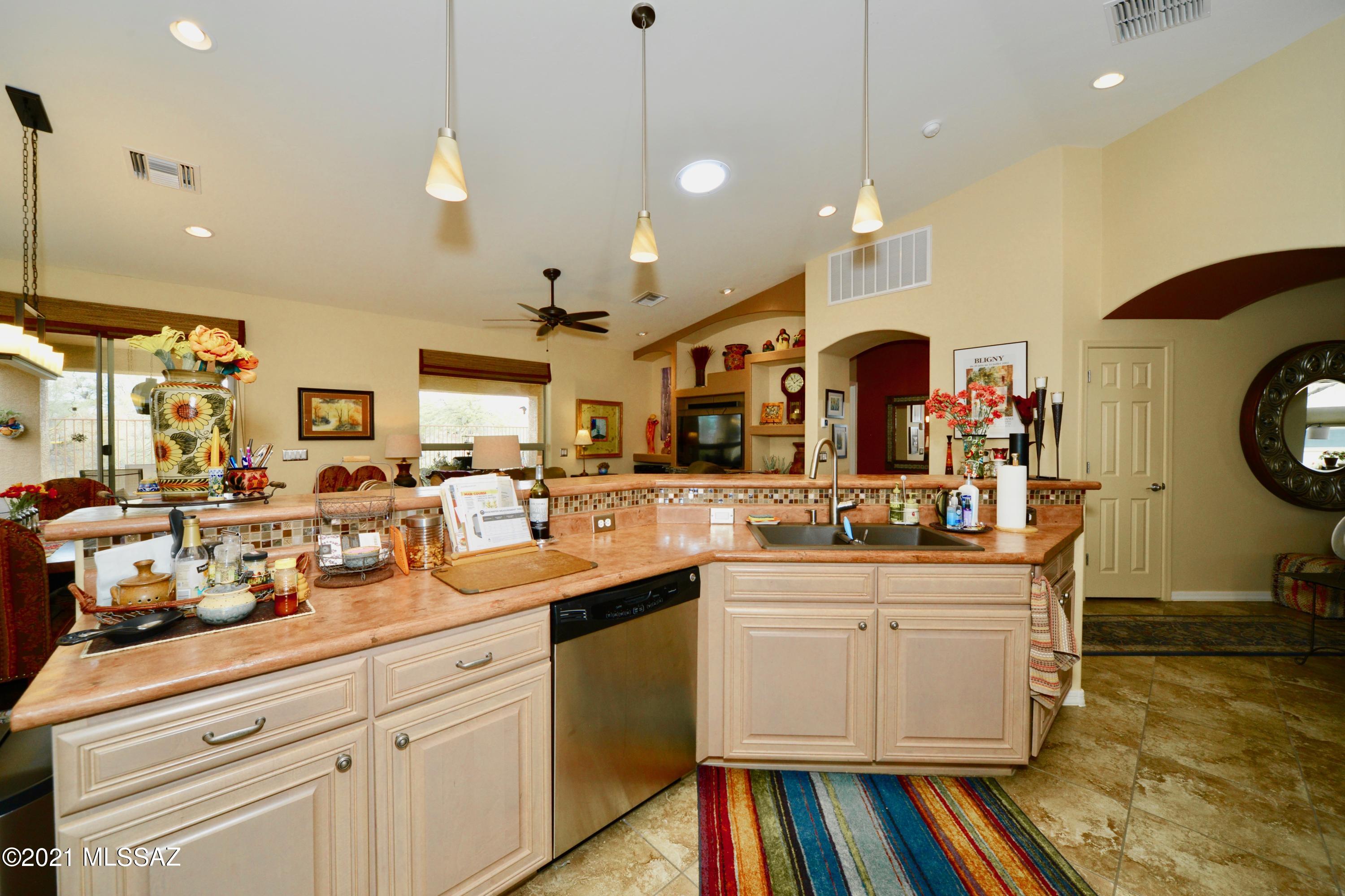 Las Campanas Villiage Phase II (112-219) - Residential