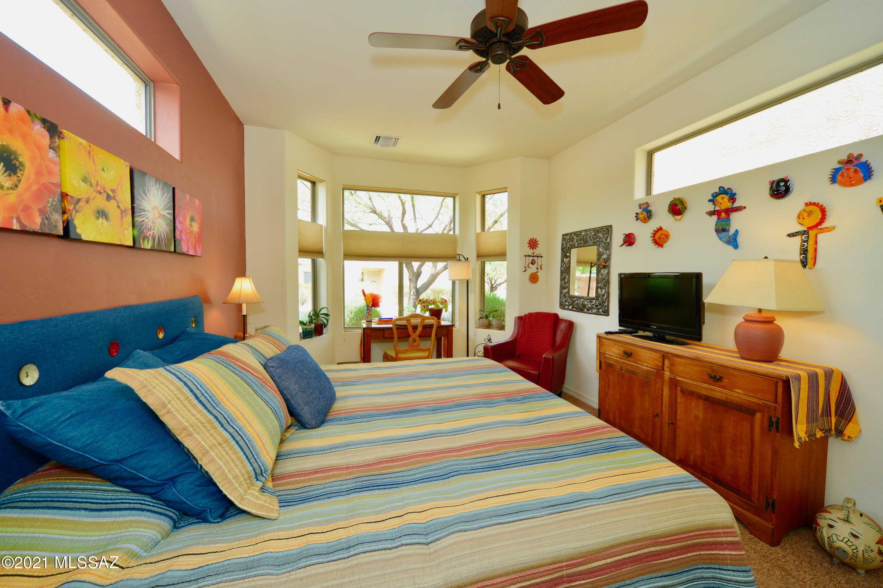 Las Campanas Villiage Phase II (112-219) - Residential