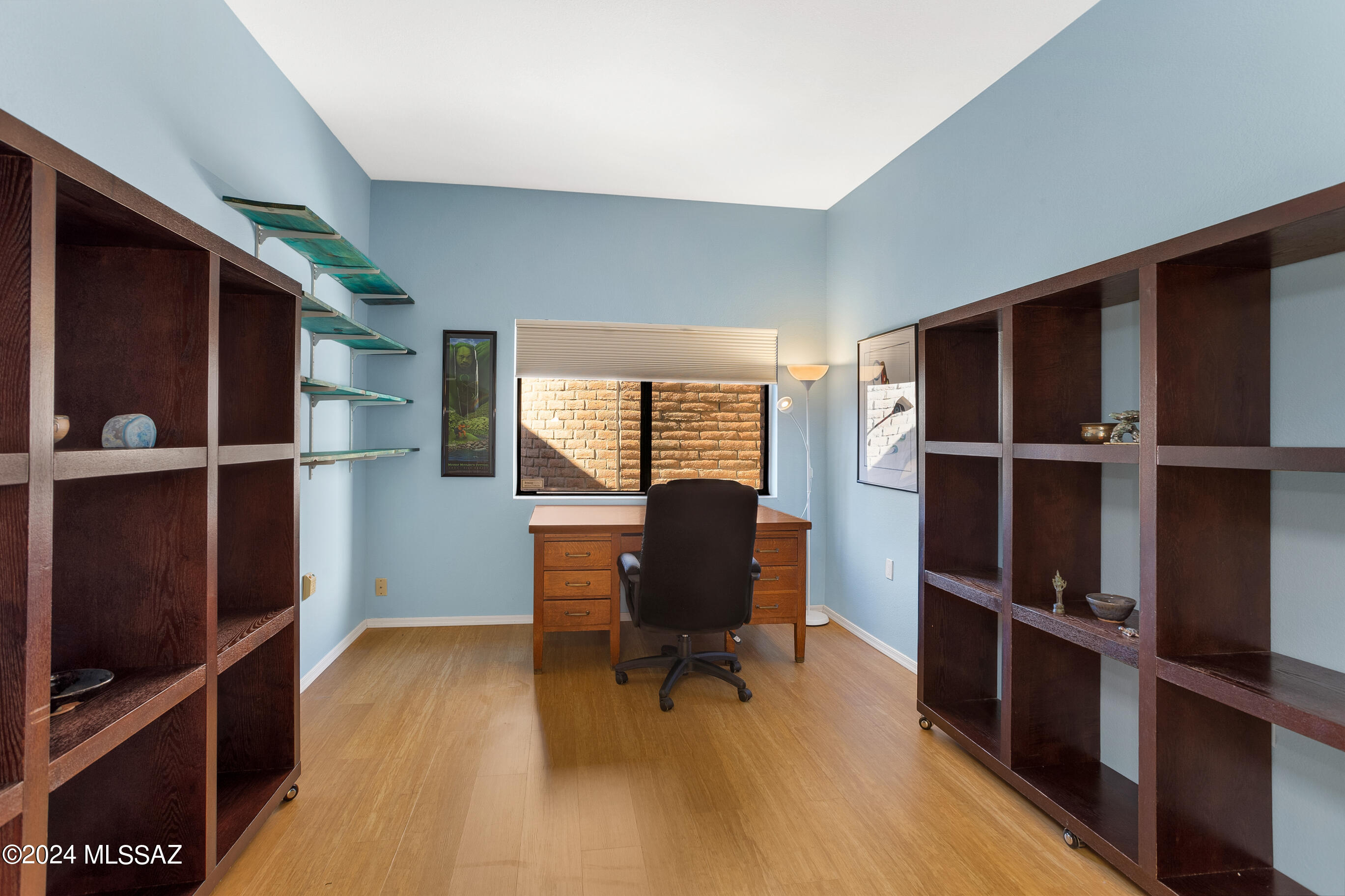 La Cholla Hills(1-313) - Residential