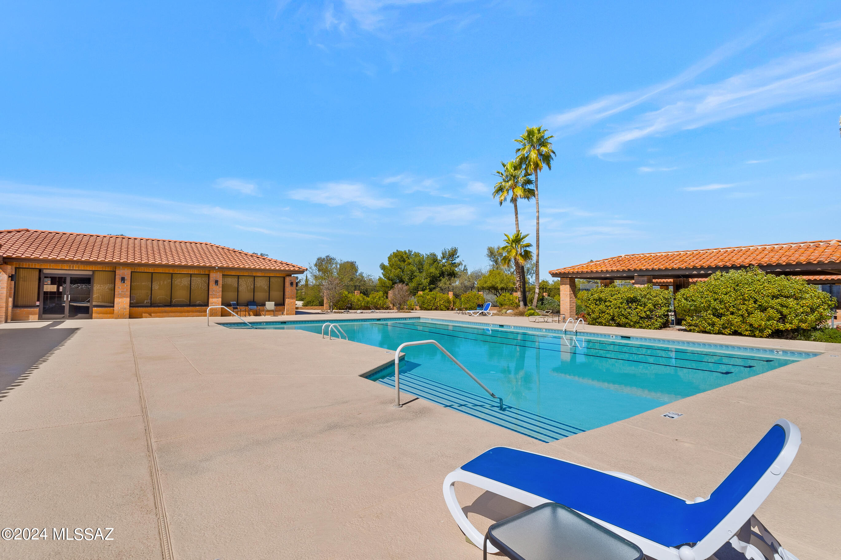 La Cholla Hills(1-313) - Residential