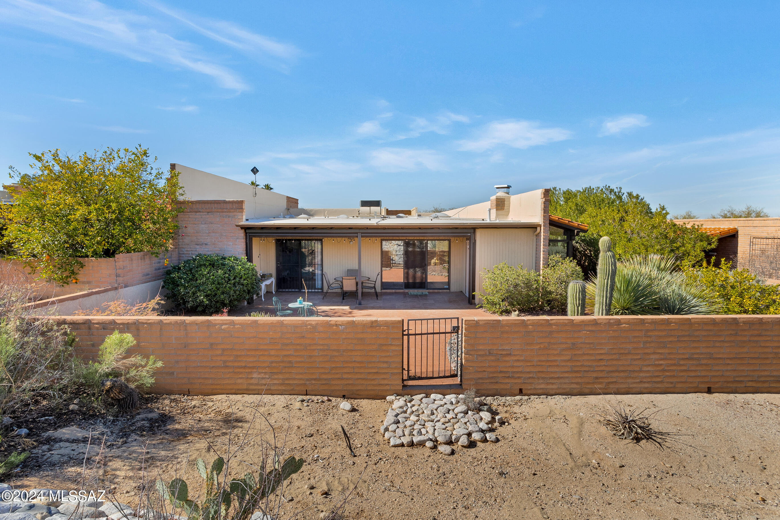 La Cholla Hills(1-313) - Residential