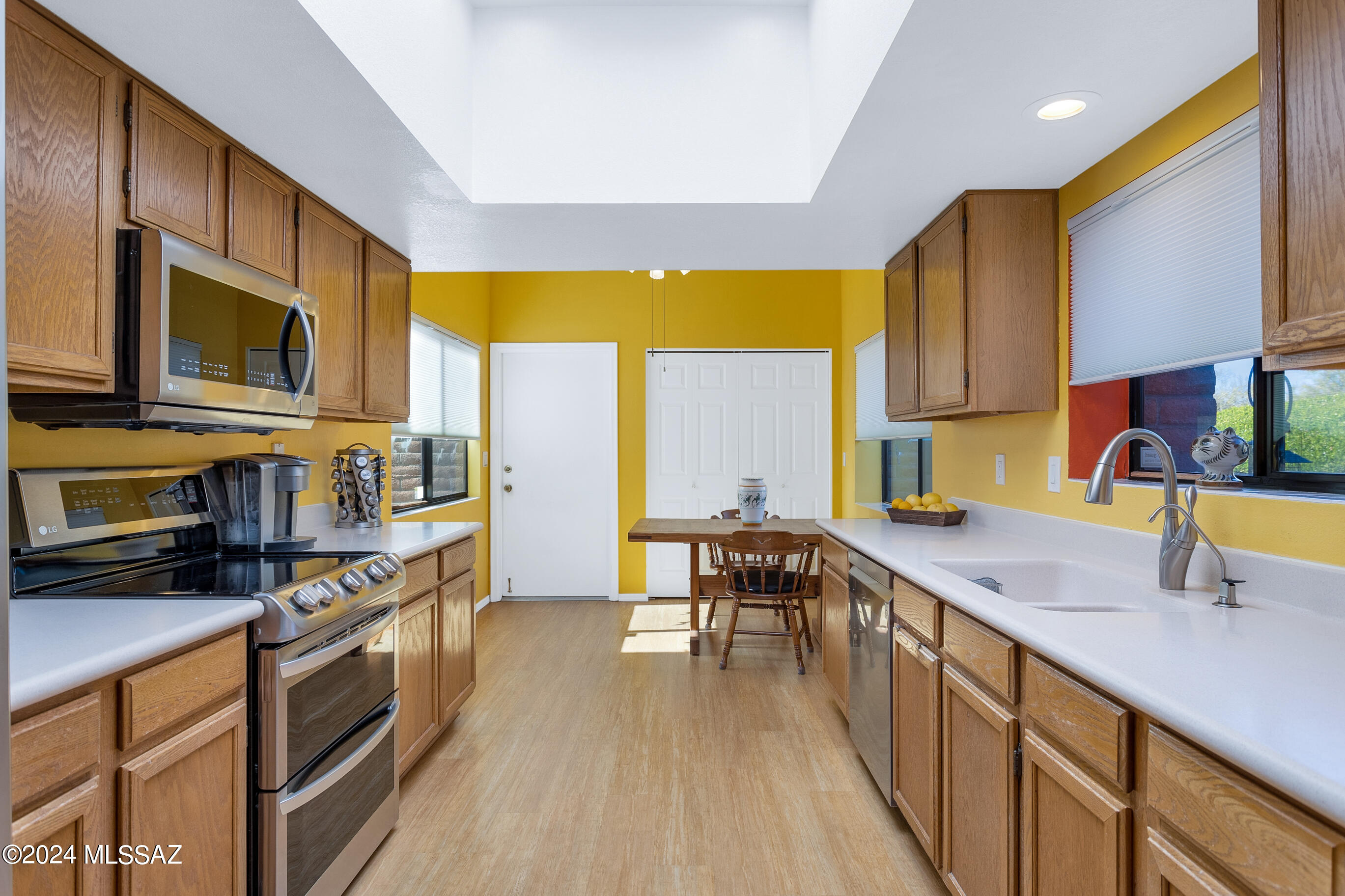 La Cholla Hills(1-313) - Residential