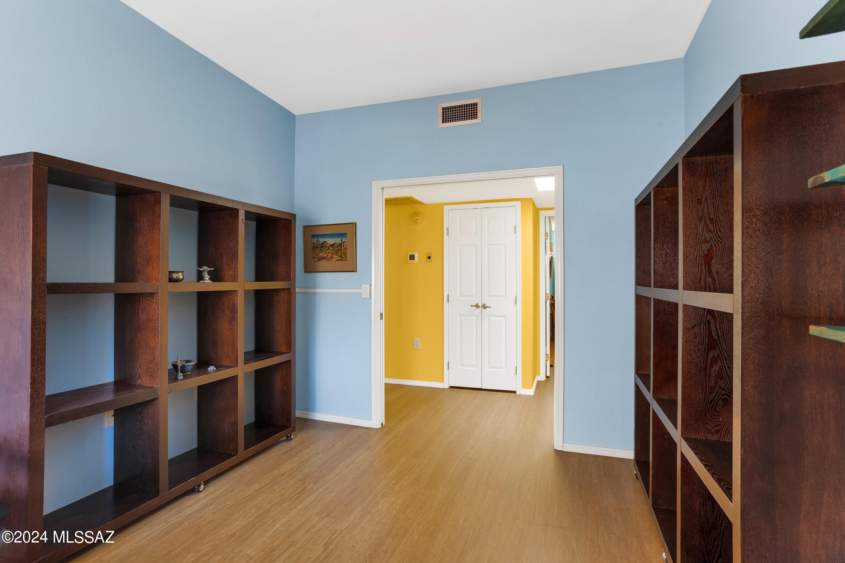 La Cholla Hills(1-313) - Residential