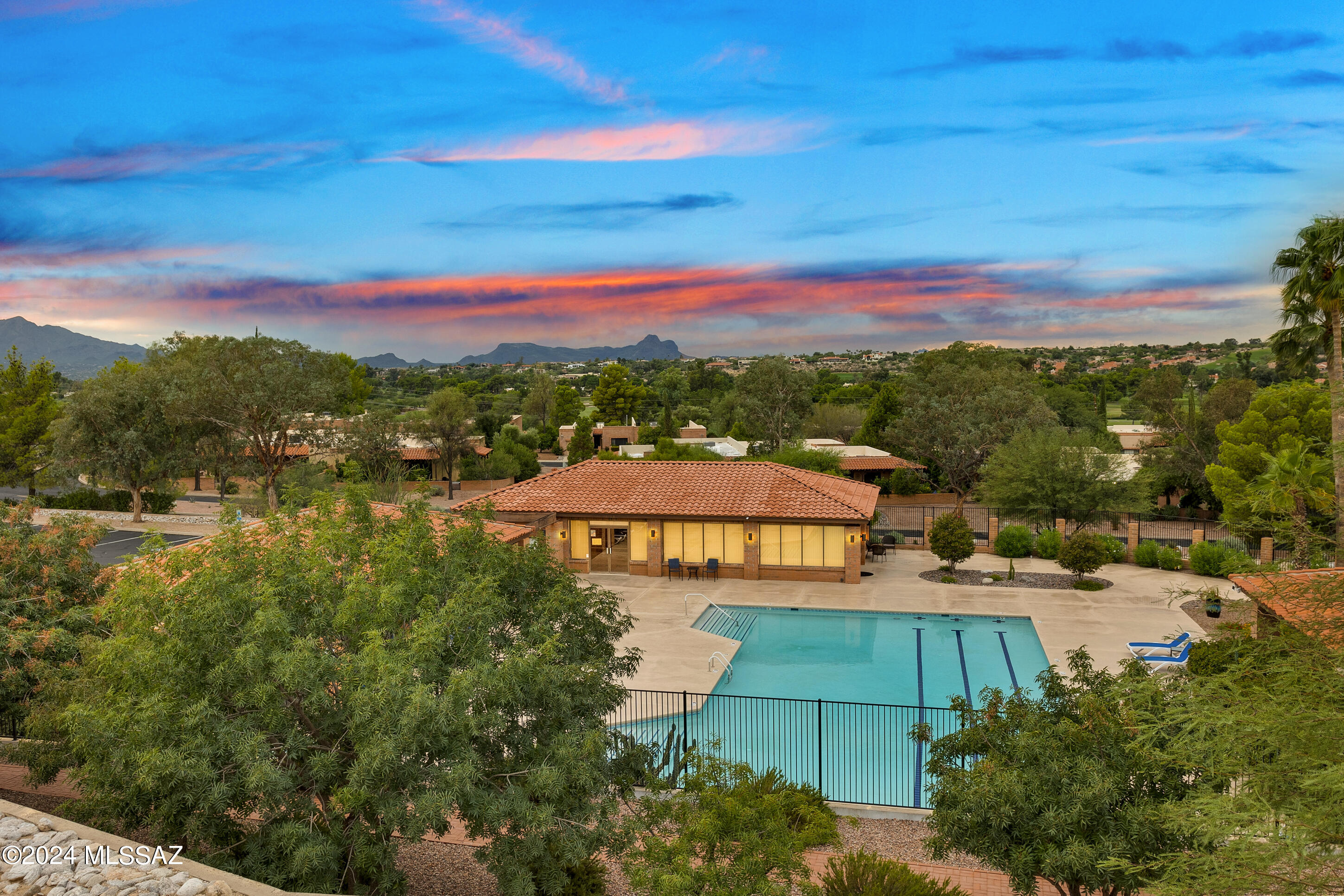 La Cholla Hills(1-313) - Residential