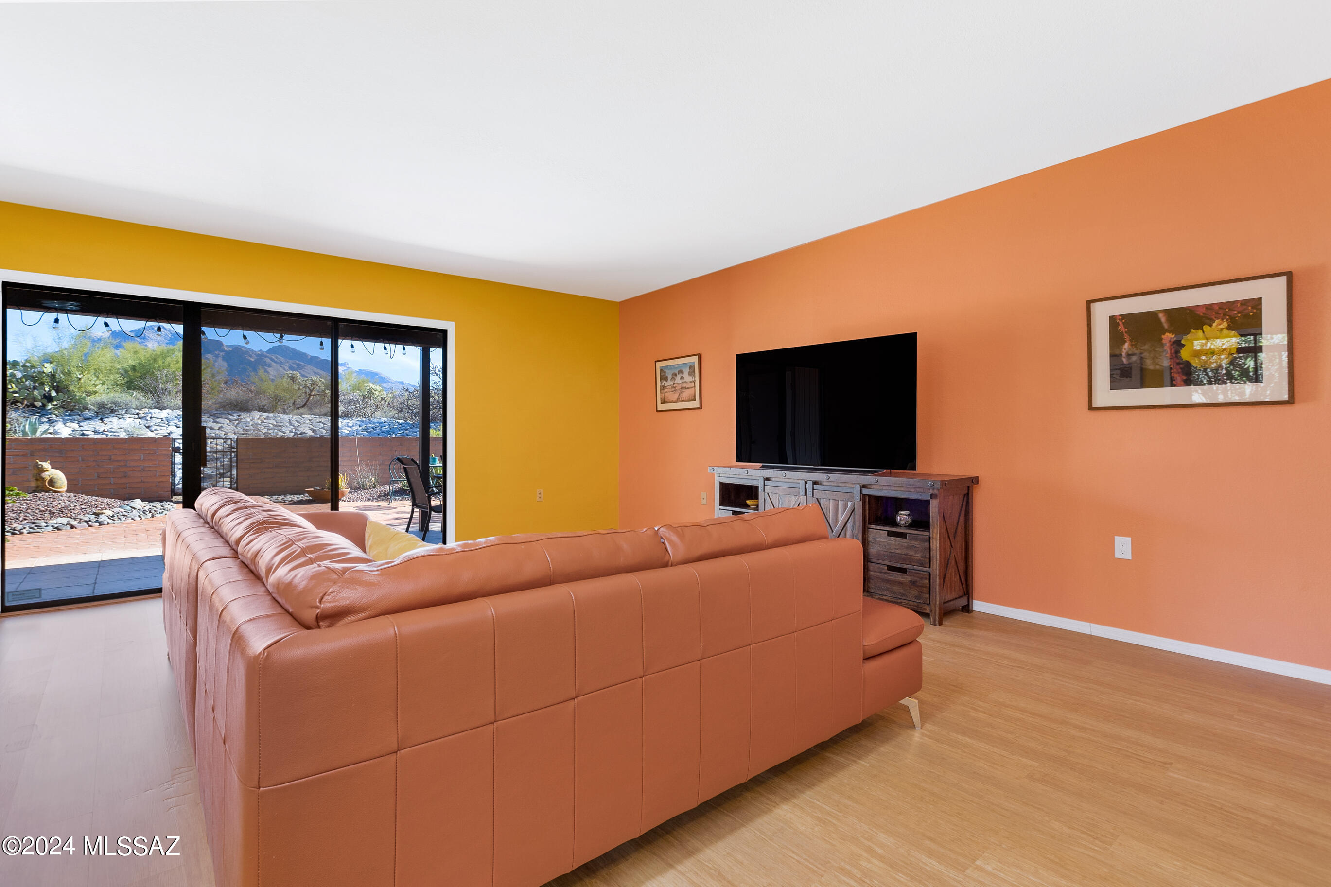 La Cholla Hills(1-313) - Residential