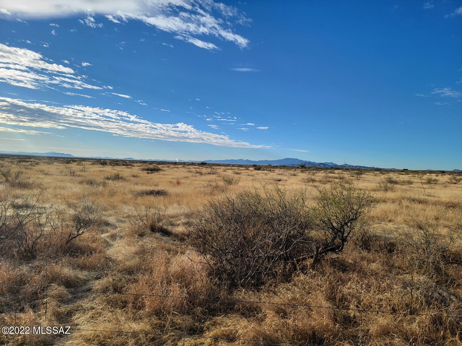 Beautiful 20 Acre parcel on Airport rd with paved road access. Electric is close by,
only 6 miles from the town of Willcox. A nice flat parcel to build your dream home or 2nd home on. Spectacular
mountain views in every direction with peace and quite in this nice country setting. The wildlife is abundant and the
clear starry night are amazing . This property is not in a flood plain. Property is fenced with a gated entrance. Parcel is
in close proximity to Inde motorsports facility and the Cochise County Airport. Easy access onto I-10 Freeway.
