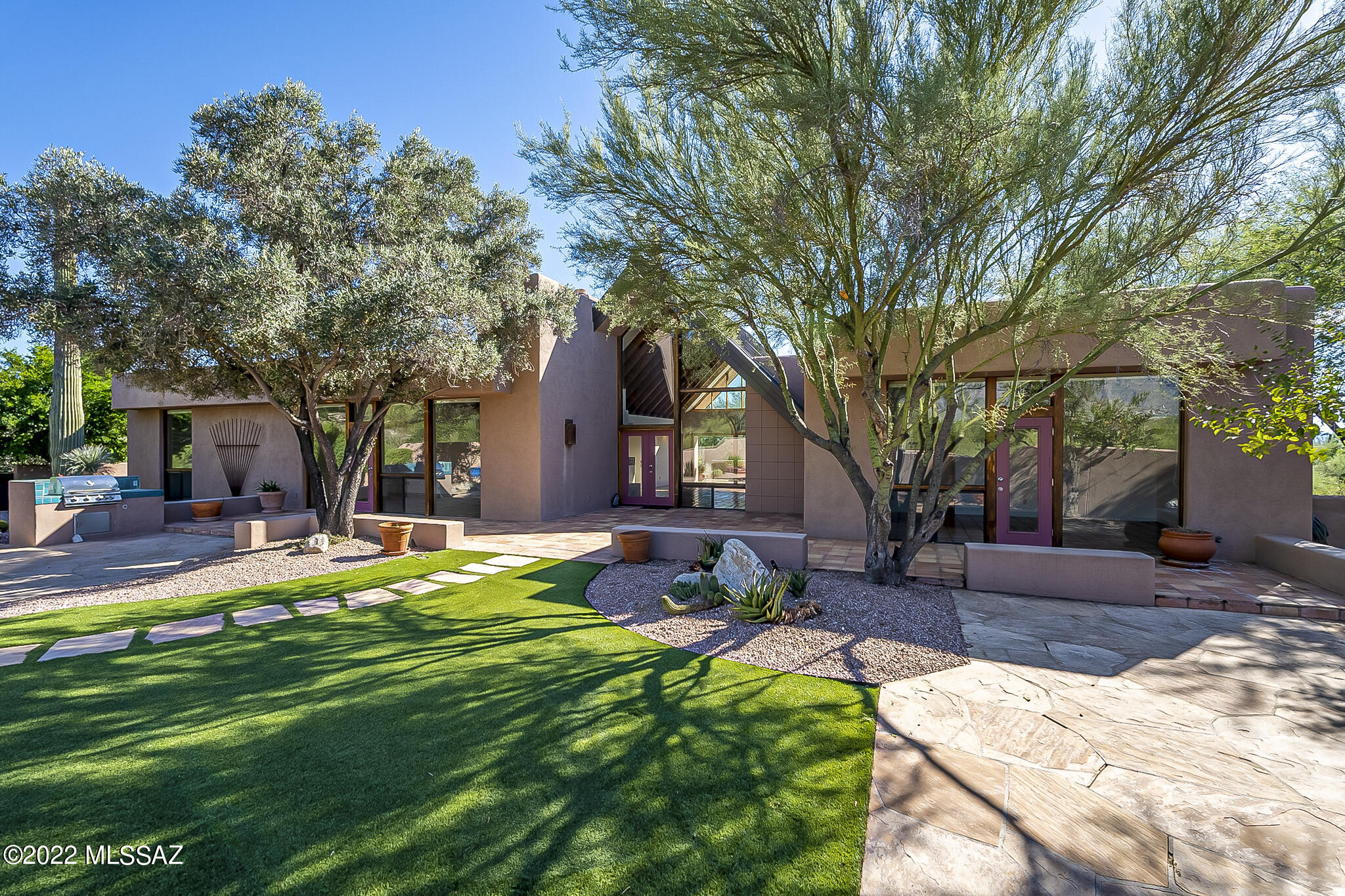 Village On Hacienda Del Sol - Residential Lease