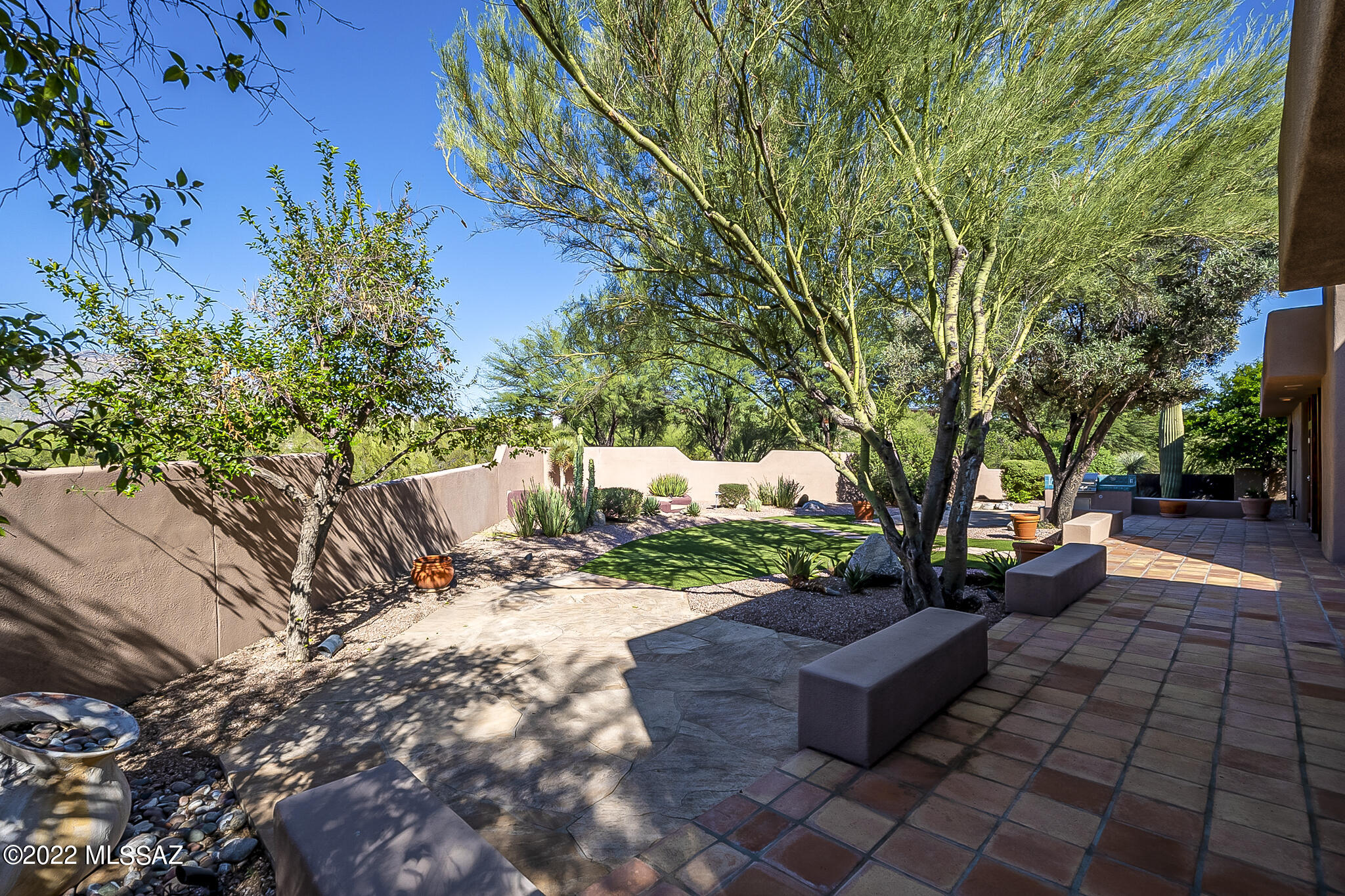 Village On Hacienda Del Sol - Residential Lease