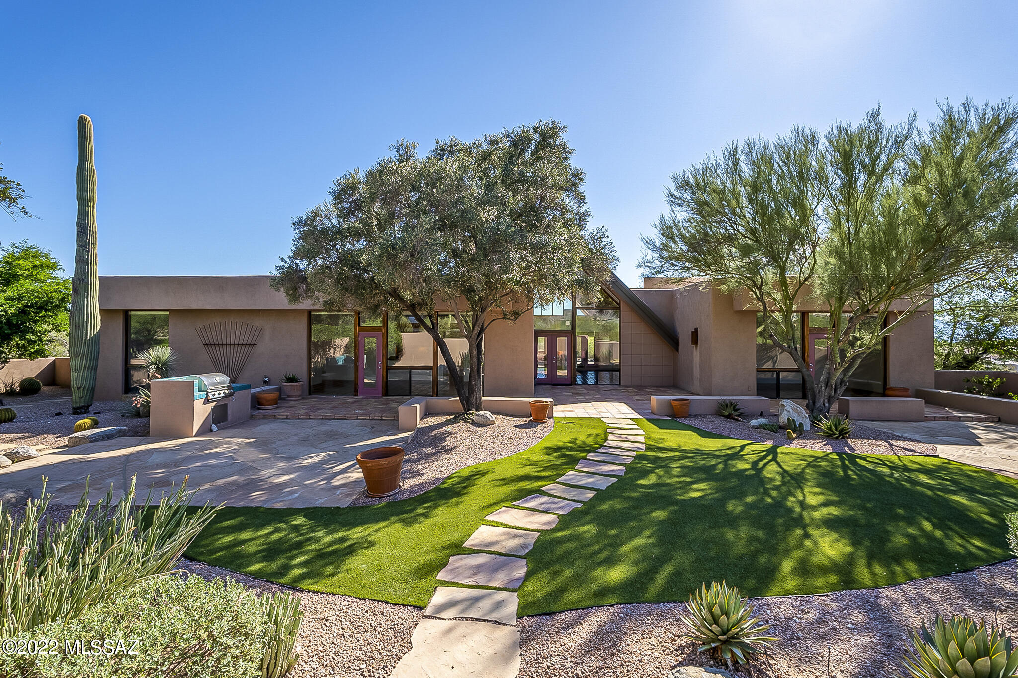 Village On Hacienda Del Sol - Residential Lease
