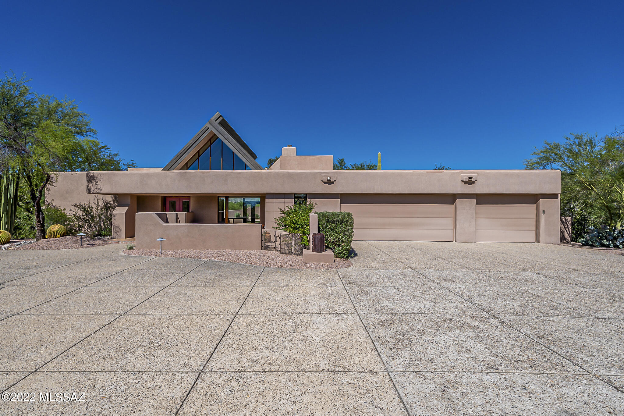 Village On Hacienda Del Sol - Residential Lease