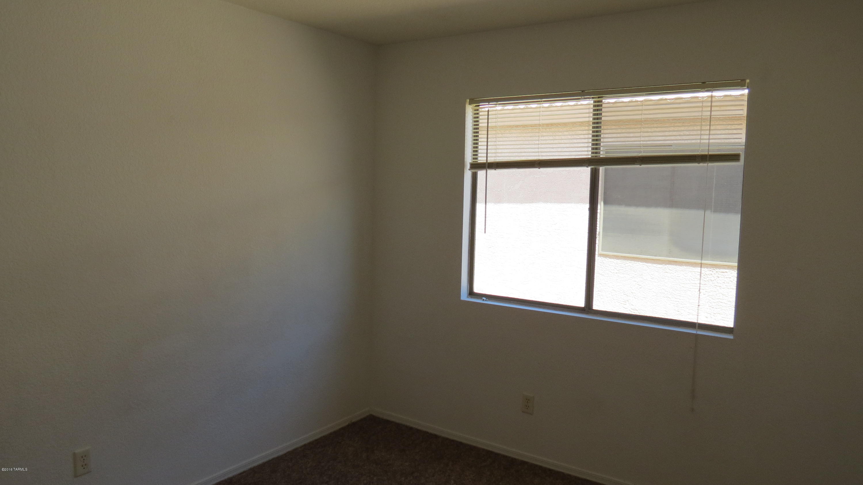 Mona Lisa (1-112) - Residential Lease