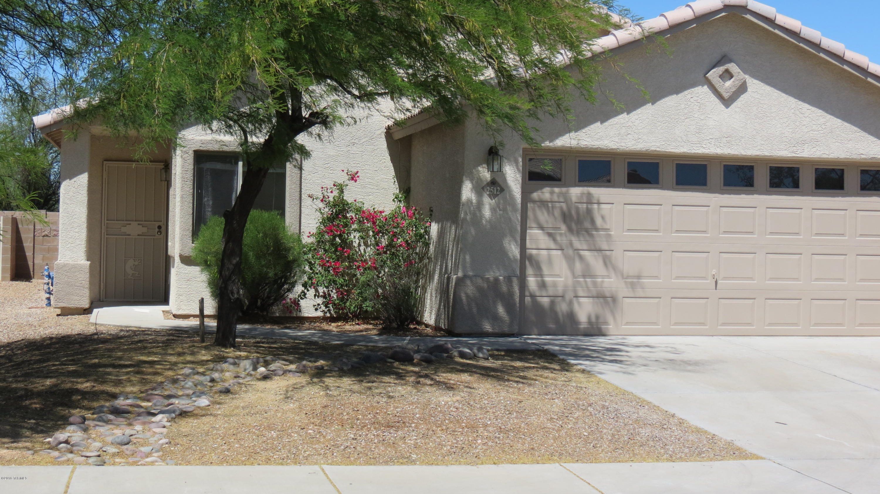 Very nice 3 bedroom plus den with 2 bathroom, located in gated community, this property has family room off kitchen, living room / formal dining room, very spacious kitchen with dining area, full length covered patio, 2 car garage, this home is clean and ready now.