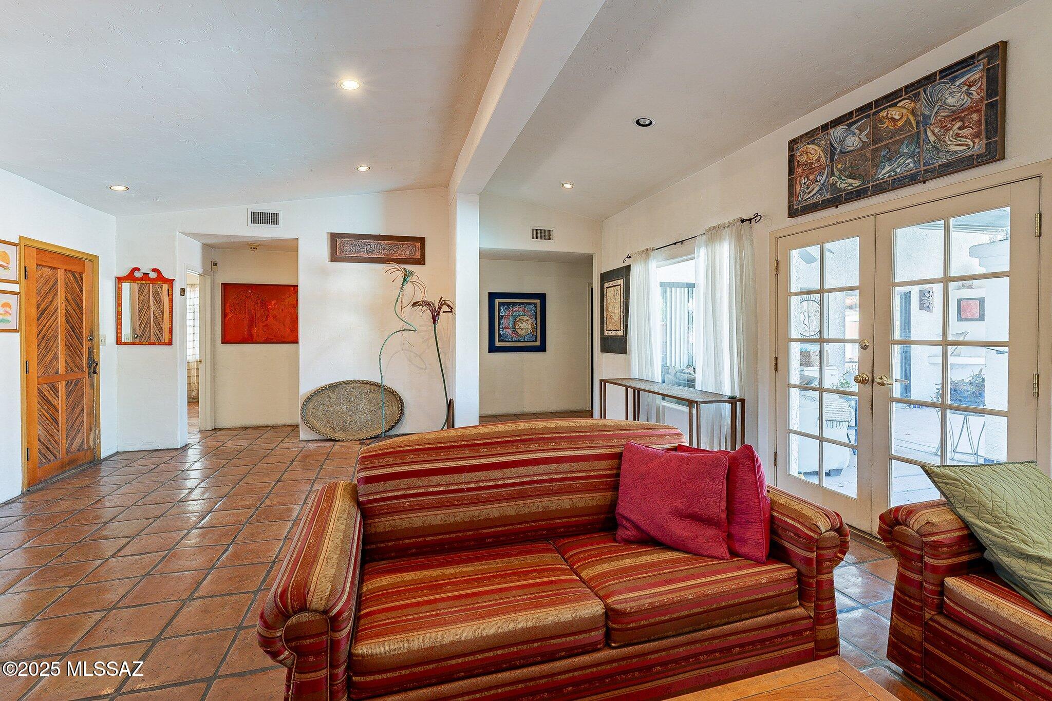 El Montevideo Estates - Residential
