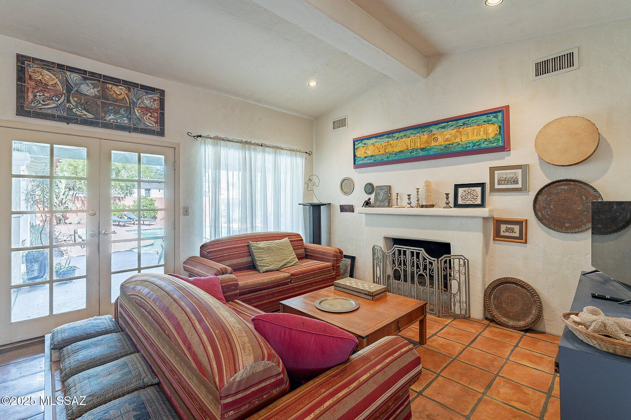 El Montevideo Estates - Residential