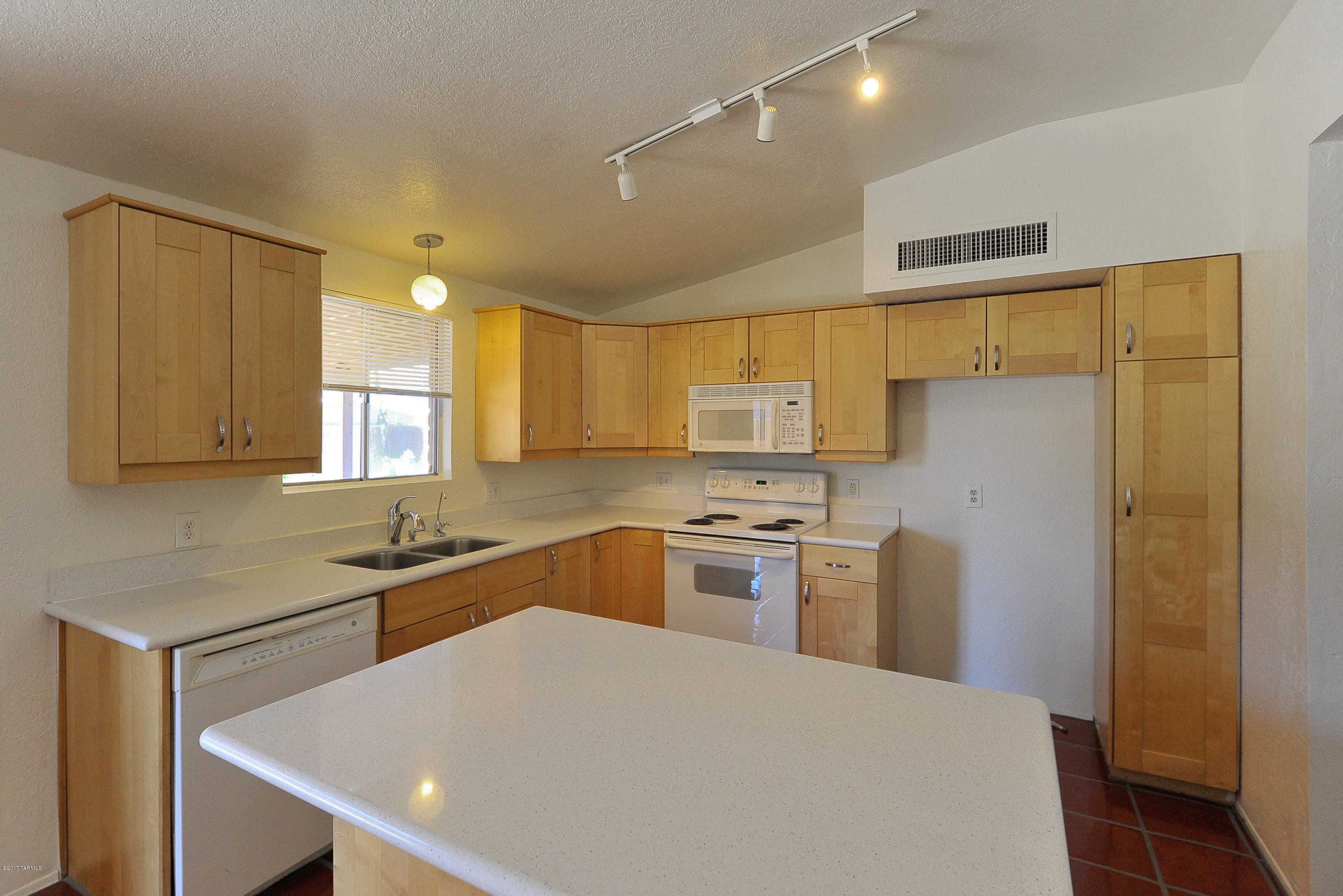 Heritage Hills II (1-221) - Residential Lease
