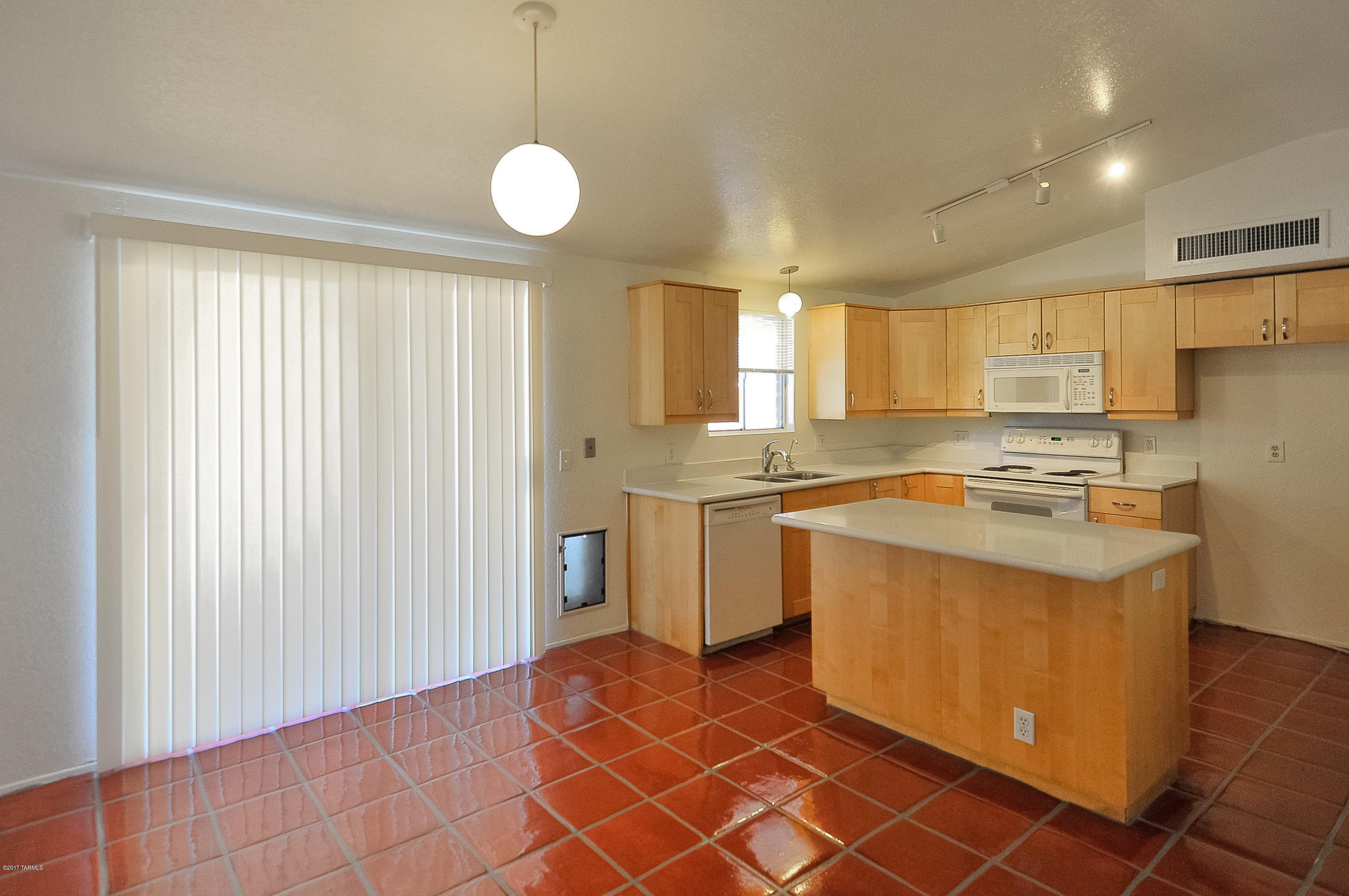 Heritage Hills II (1-221) - Residential Lease