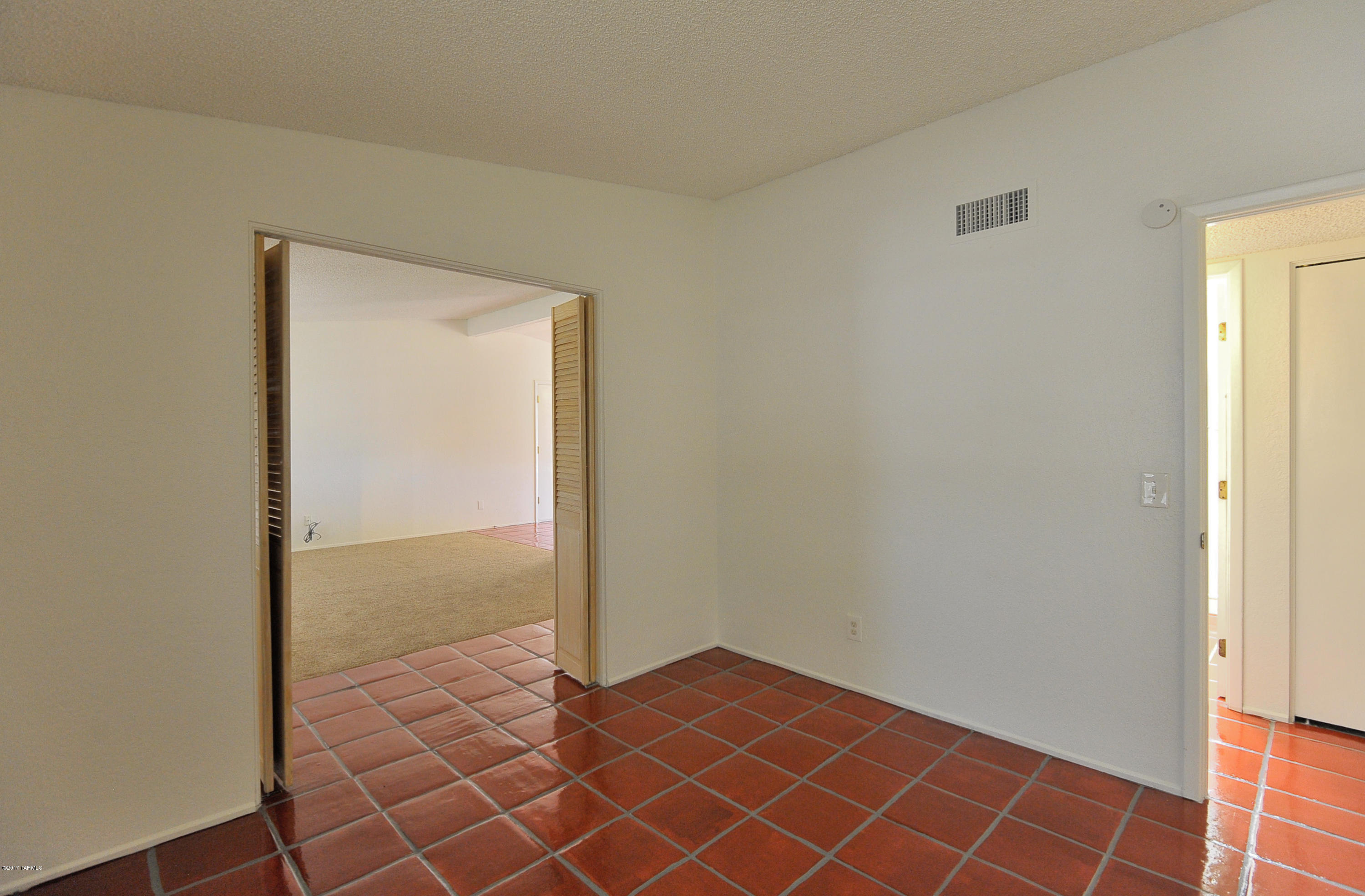 Heritage Hills II (1-221) - Residential Lease