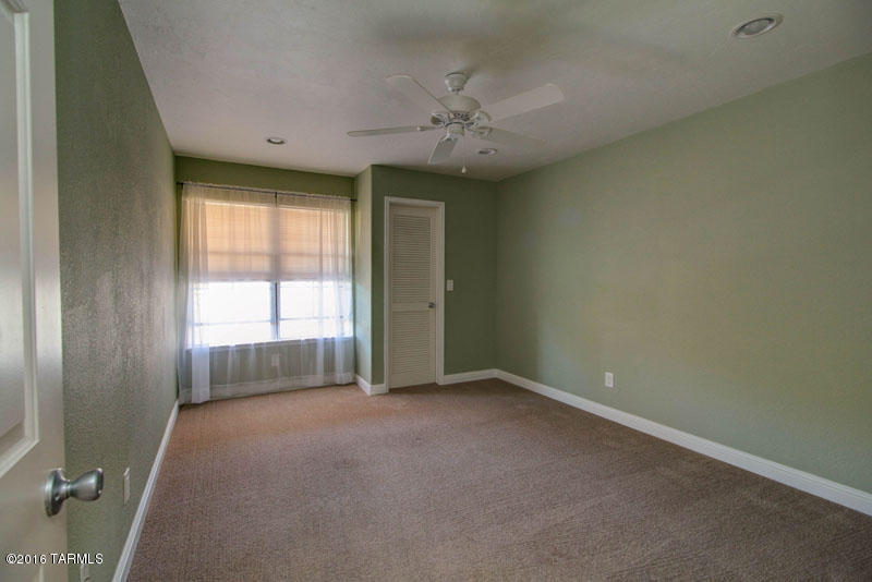 Skyline Village Condominium (1-168) - Residential Lease