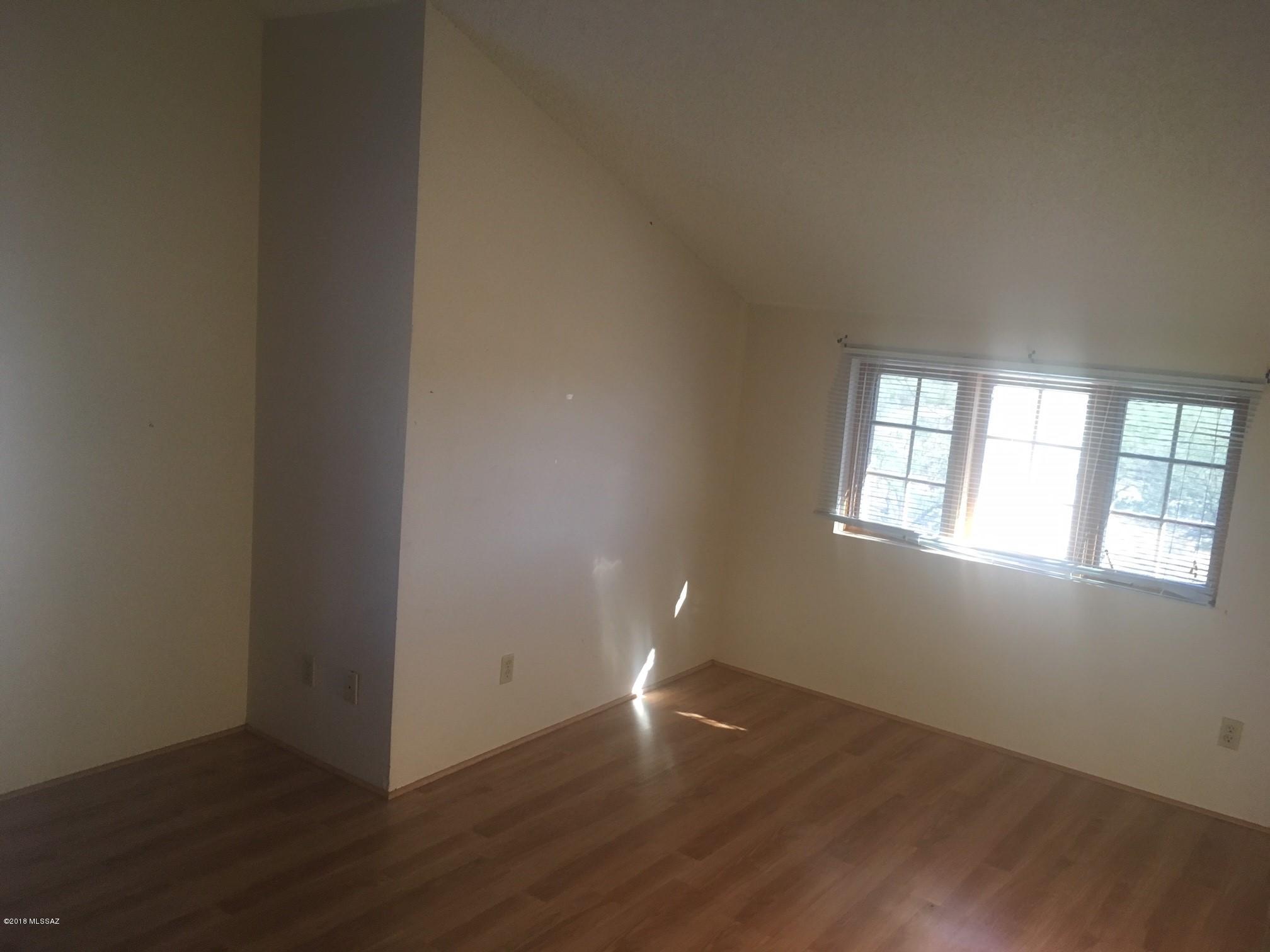 Unsubdivided - Residential