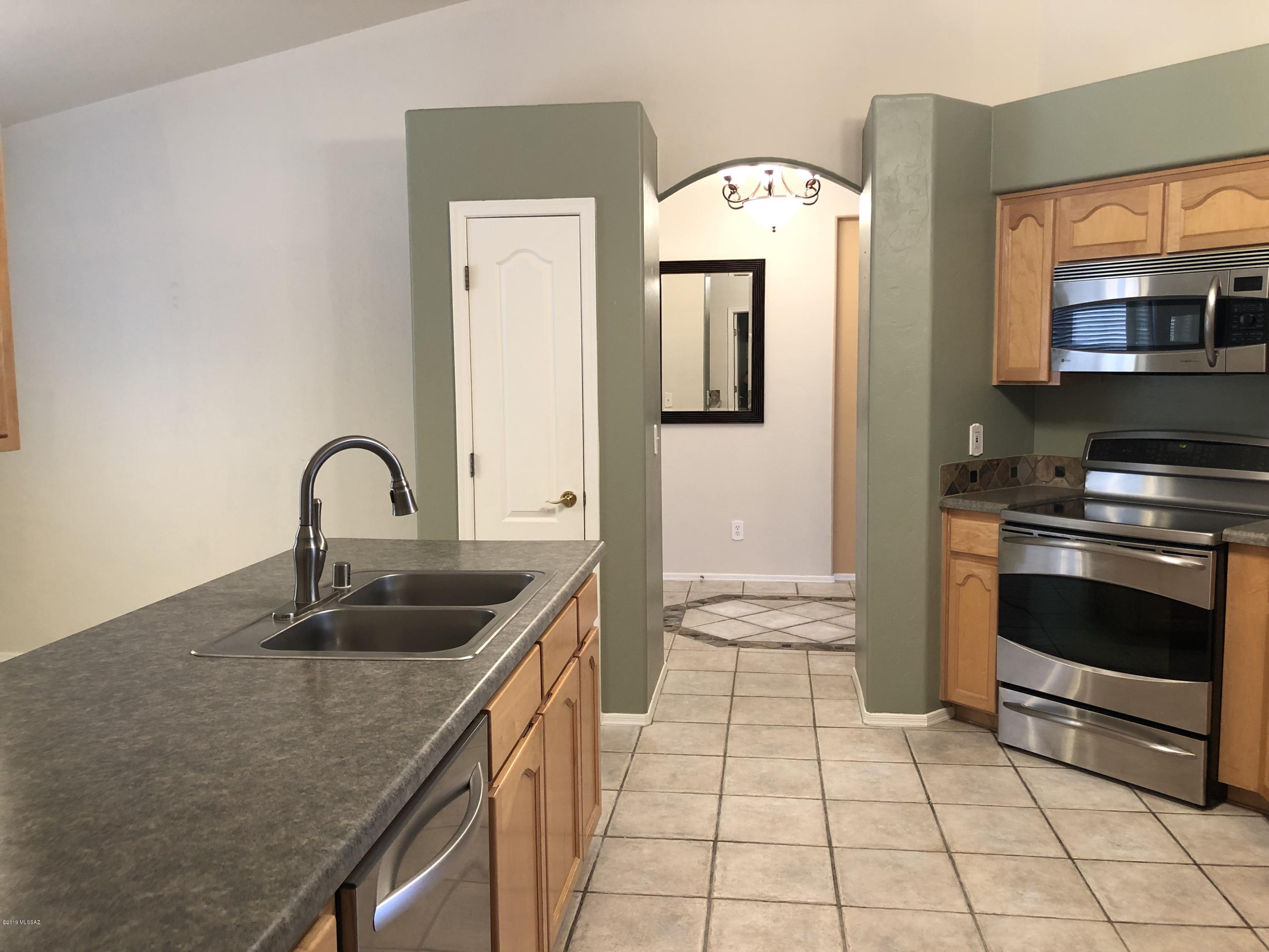 Rivers Edge (1-69) - Residential Lease
