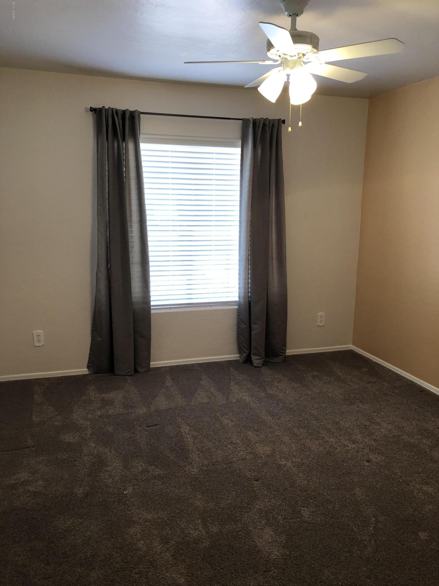 Rivers Edge (1-69) - Residential Lease