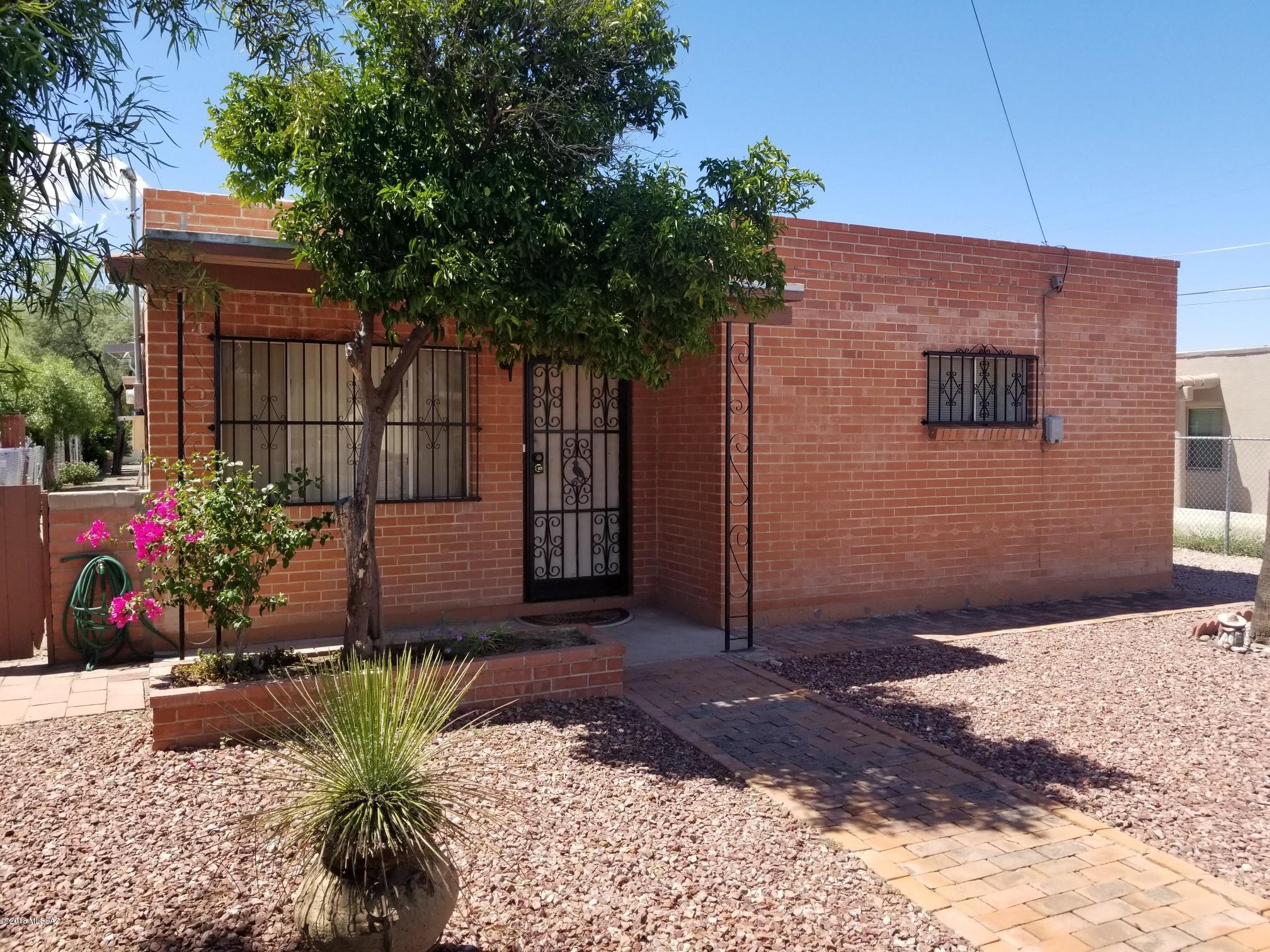 El Rio Park - Residential Lease