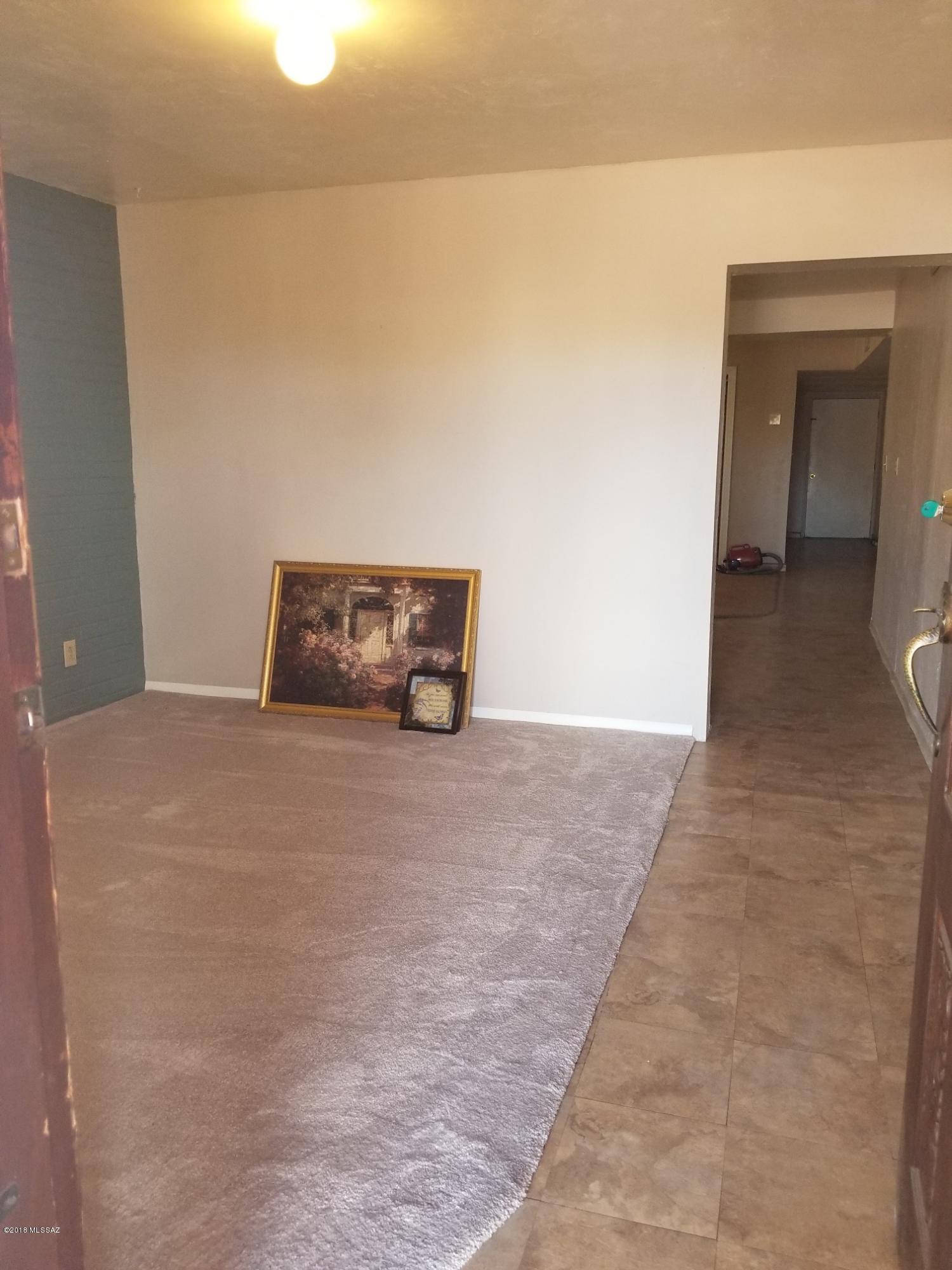 El Rio Park - Residential Lease