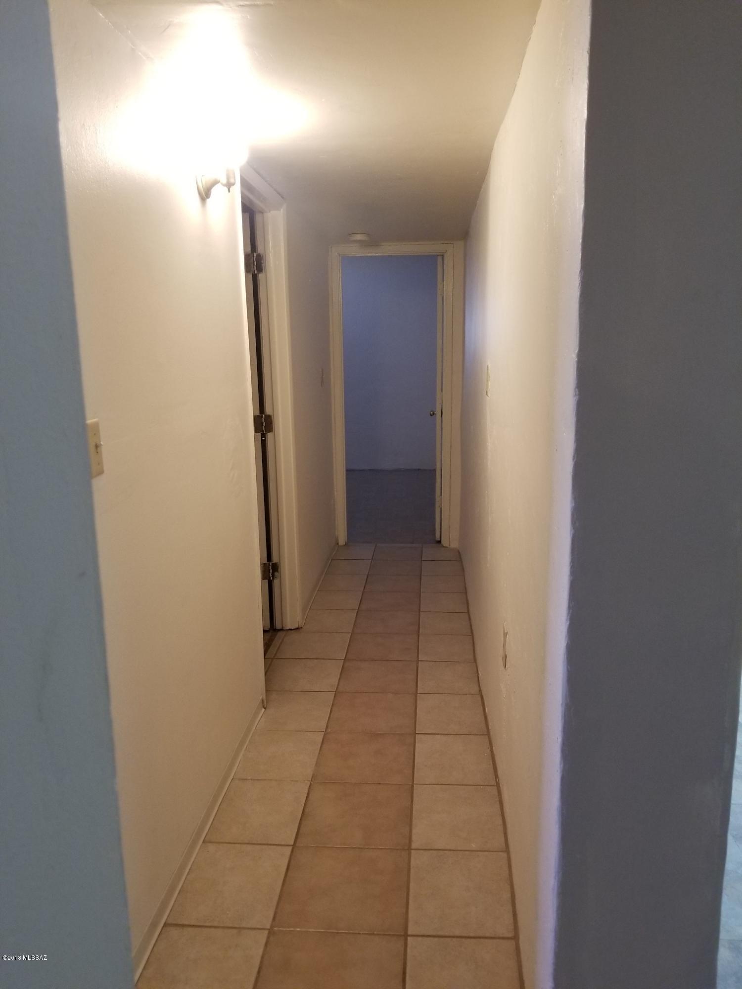El Rio Park - Residential Lease