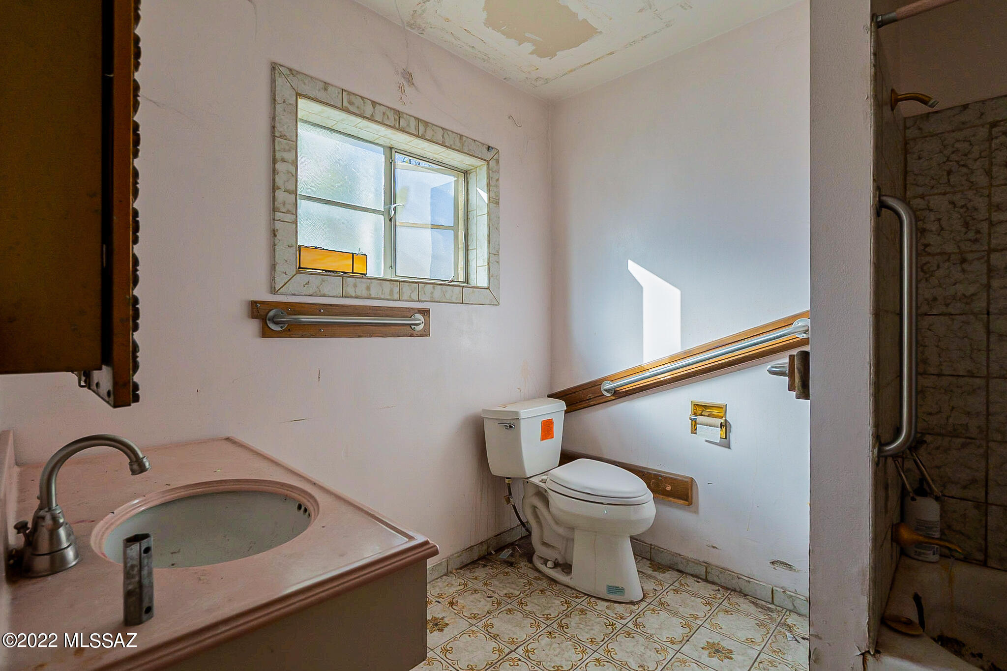 Unsubdivided - Residential