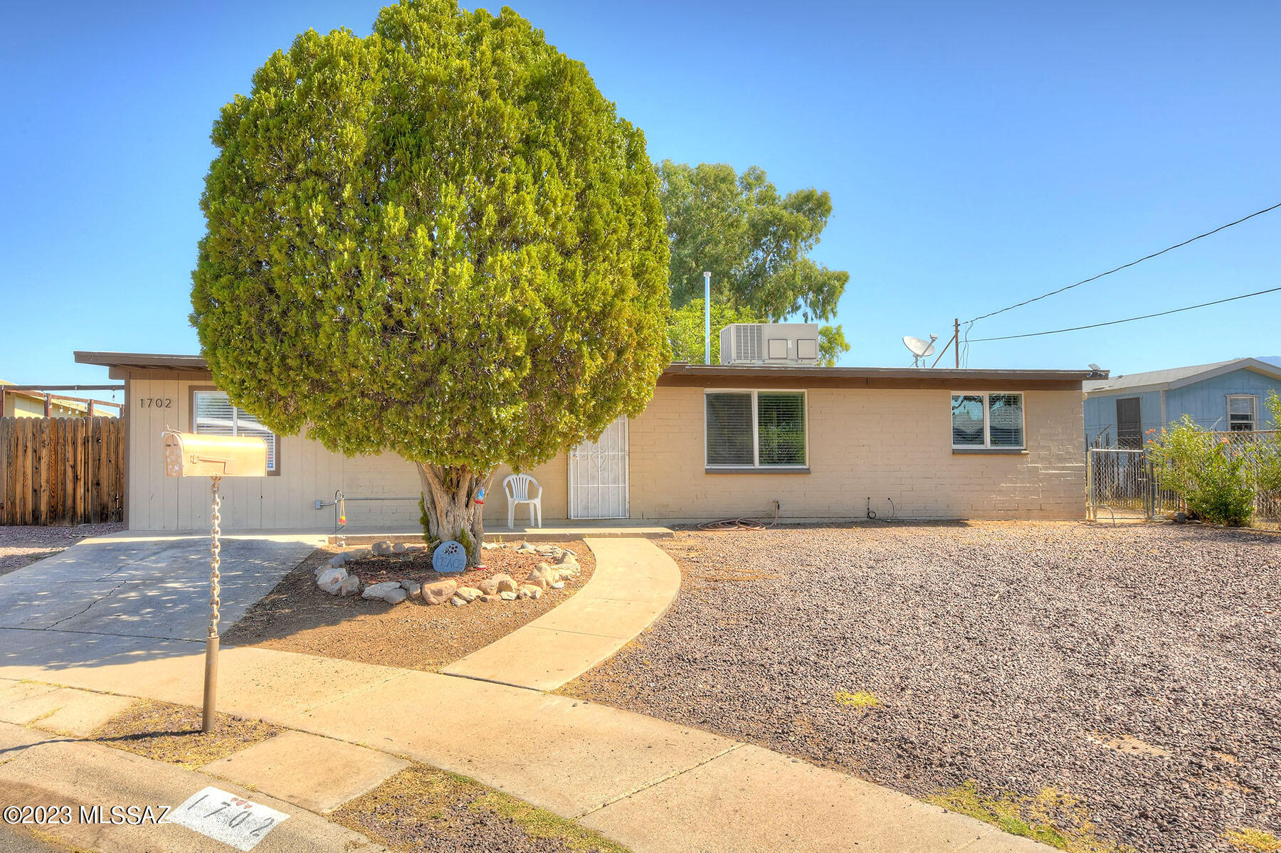 Welcome home! This charming ranch-style gem boasts a prime central location, surrounded by schools and amenities. Tucked away on a quiet cul-de-sac, it offers an expansive backyard perfect for RVs and more. Step inside to discover a spacious floor plan and freshly painted interior with 4 bedrooms, 2 bathrooms, and a versatile den. Unwind in the cozy living room with fireplace or embrace your culinary skills in the roomy kitchen with prep-island. Don't miss the chance to own this fantastic property, where comfort and convenience harmoniously converge. No HOA
