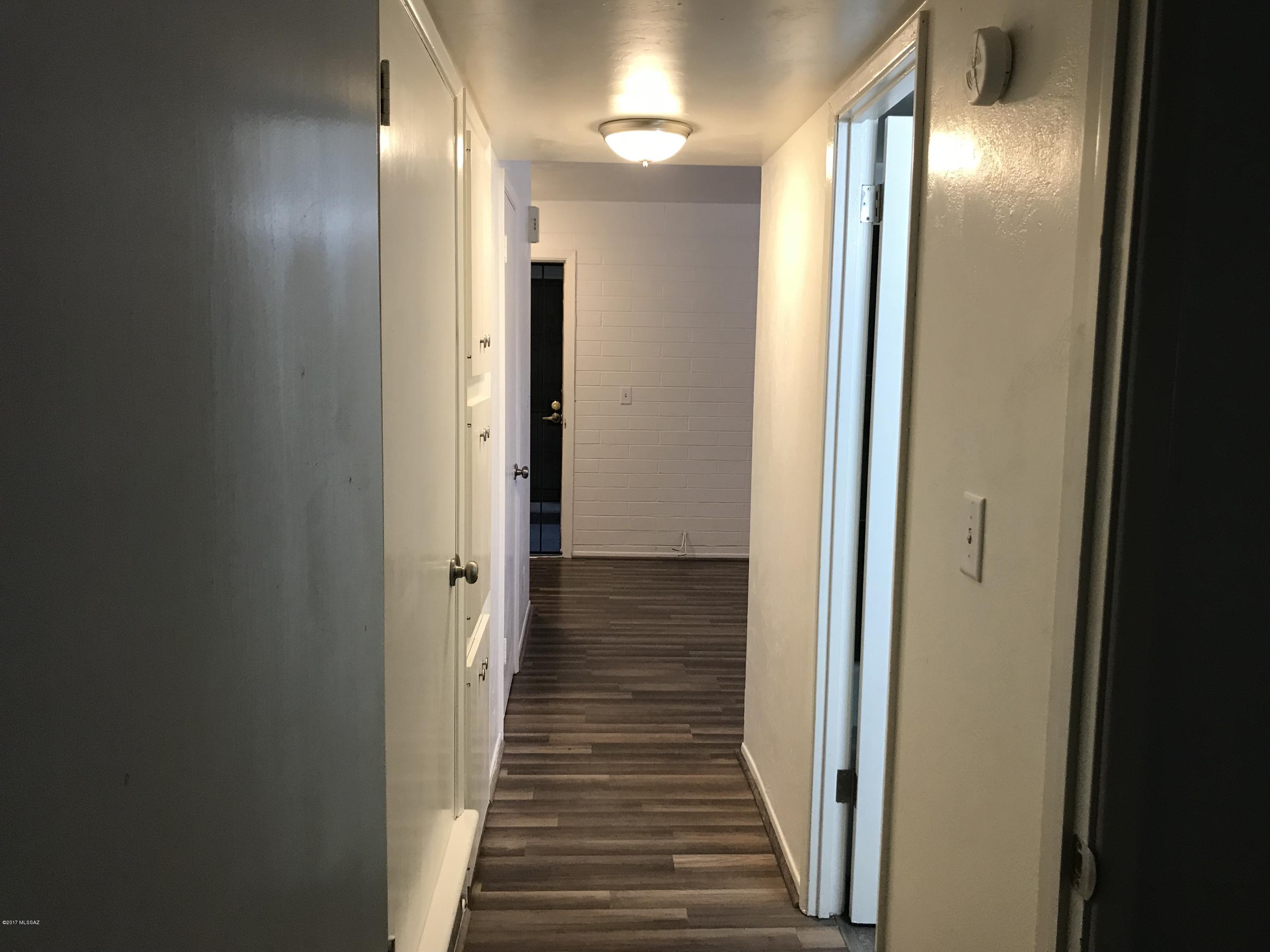 Sherwood Village Terrace (1-85) - Residential
