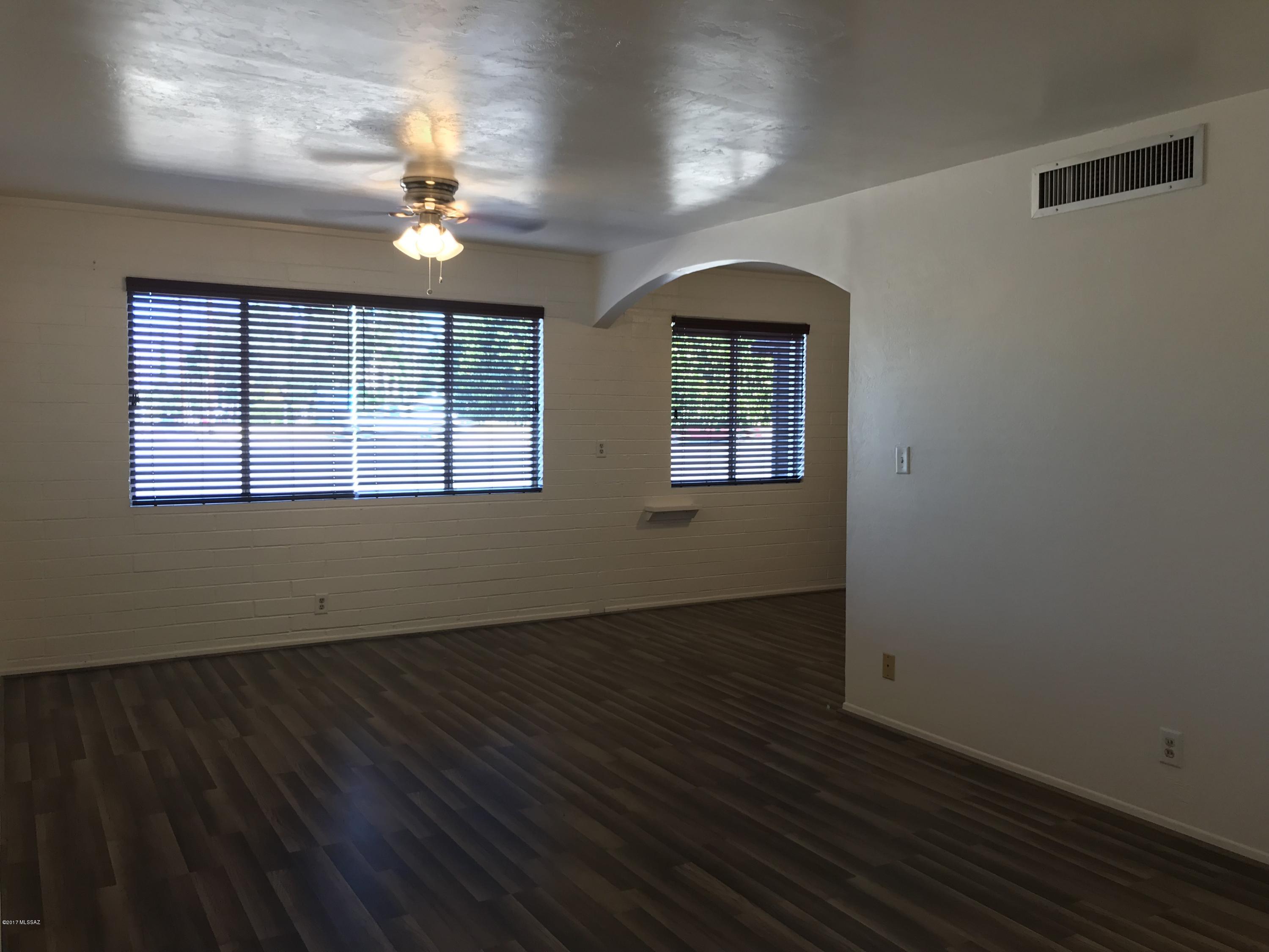 Sherwood Village Terrace (1-85) - Residential