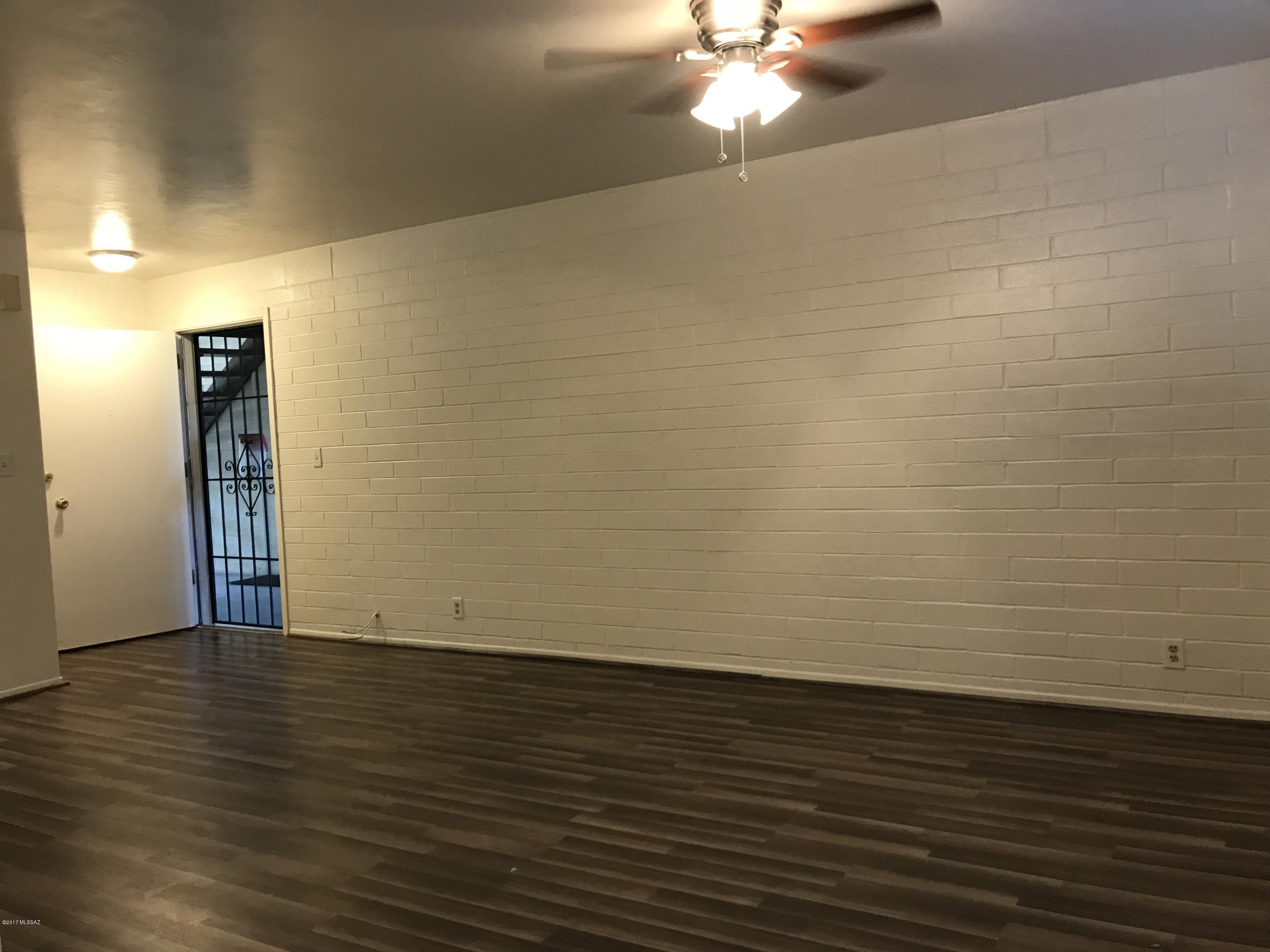 Sherwood Village Terrace (1-85) - Residential