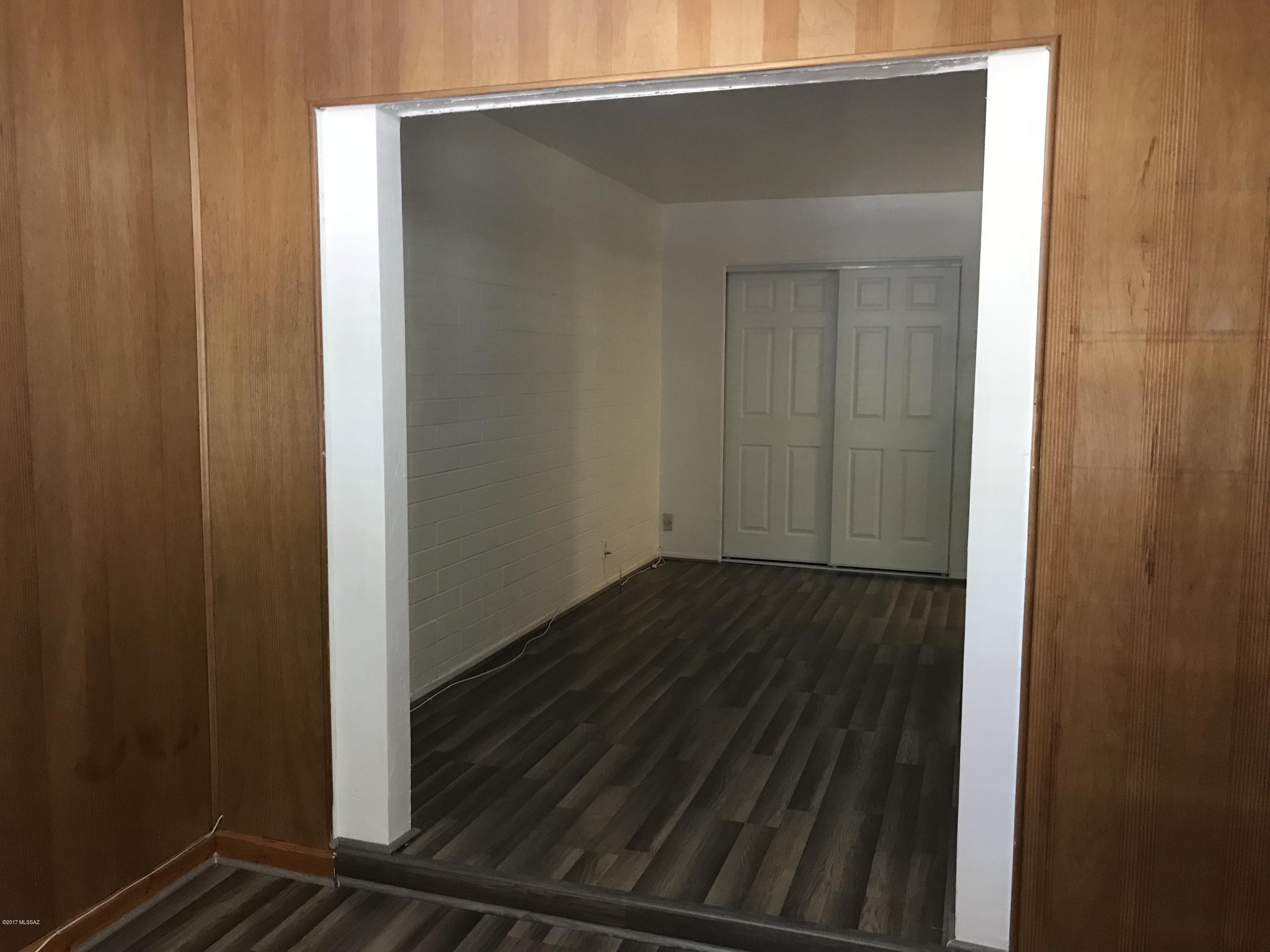 Sherwood Village Terrace (1-85) - Residential