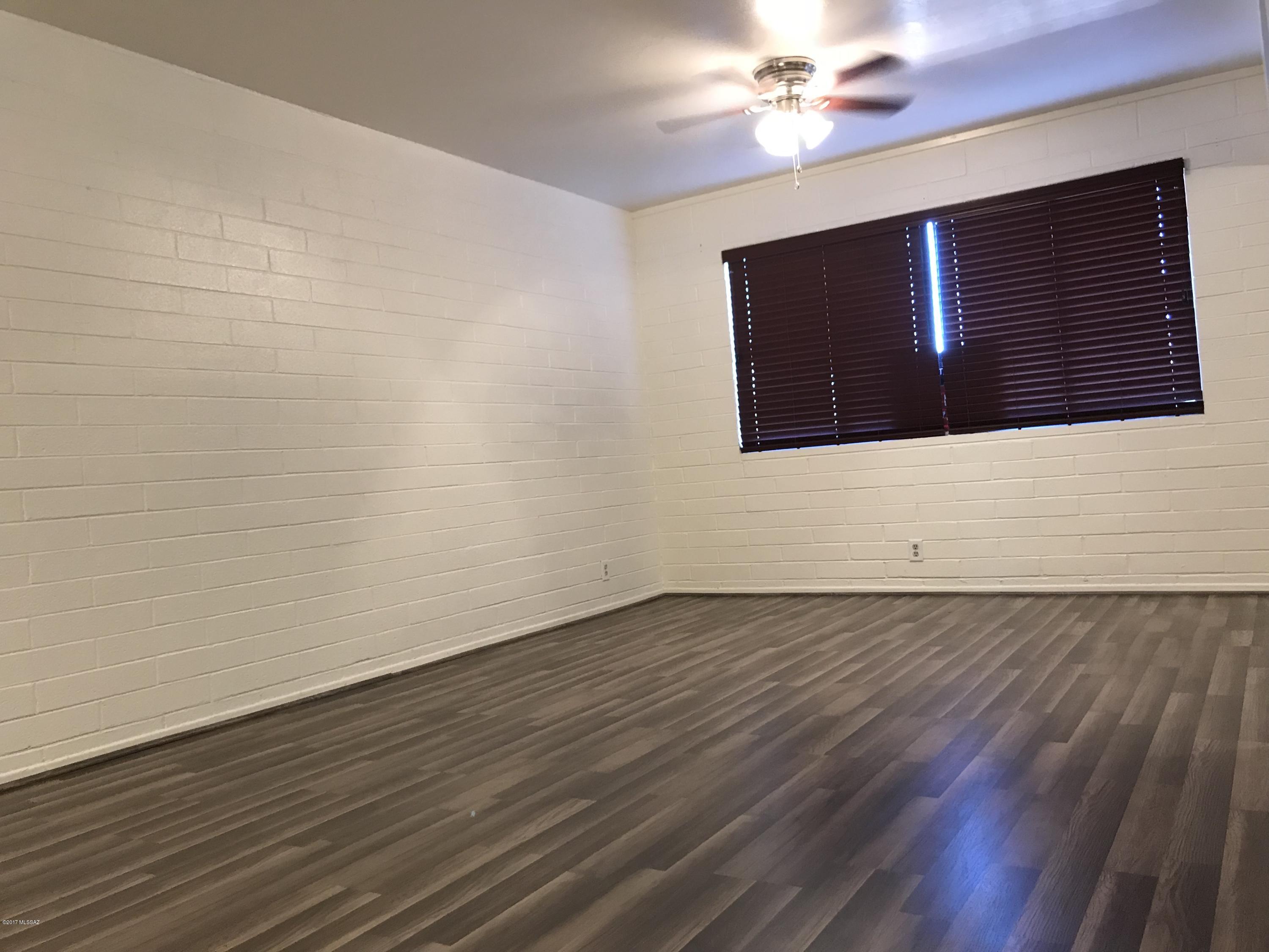 Sherwood Village Terrace (1-85) - Residential